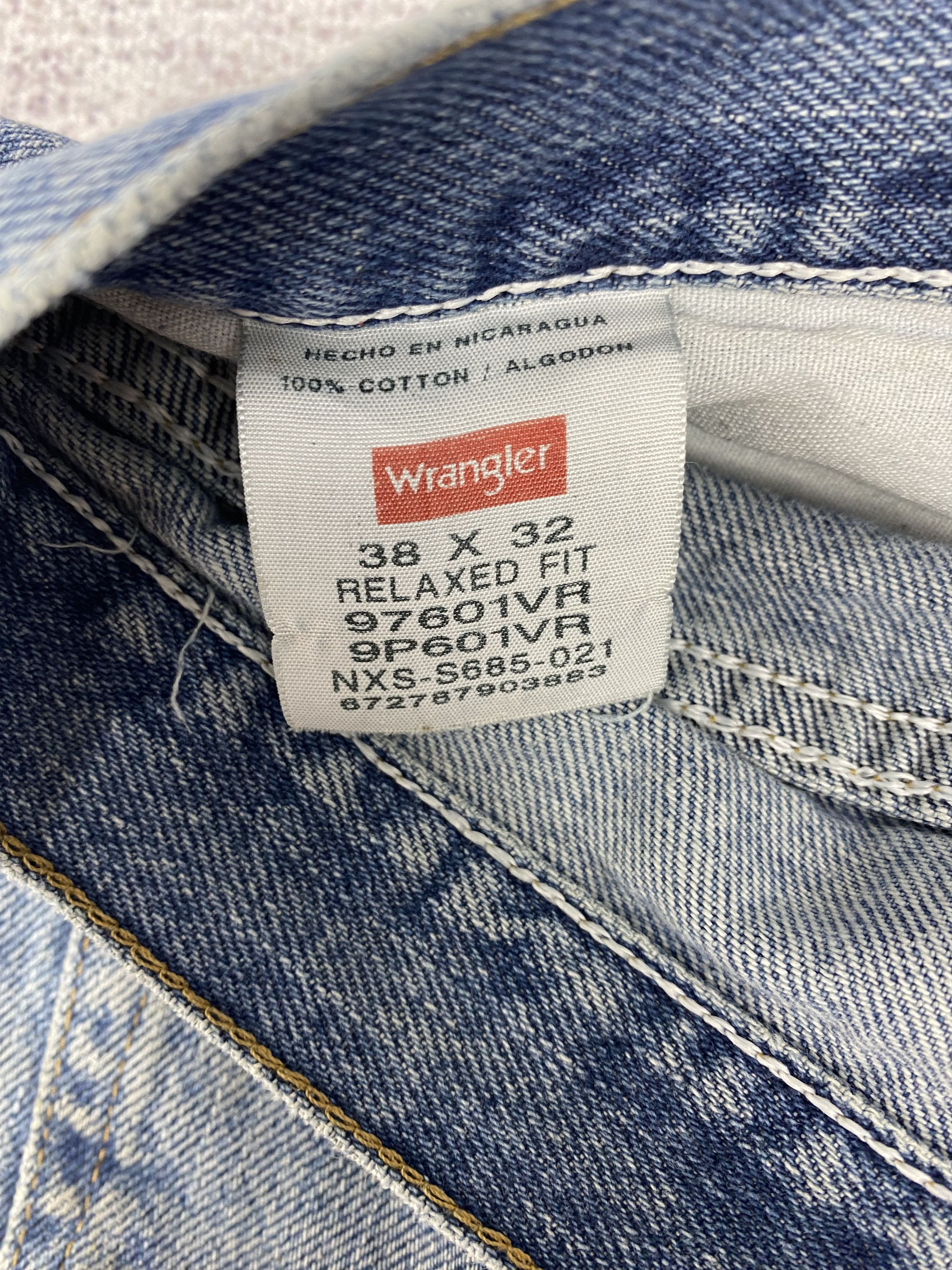 Wrangler Vintage Wrangler Distressed Blue Denim Jeans P0486 Size US 38 / EU 54 - 13 Thumbnail