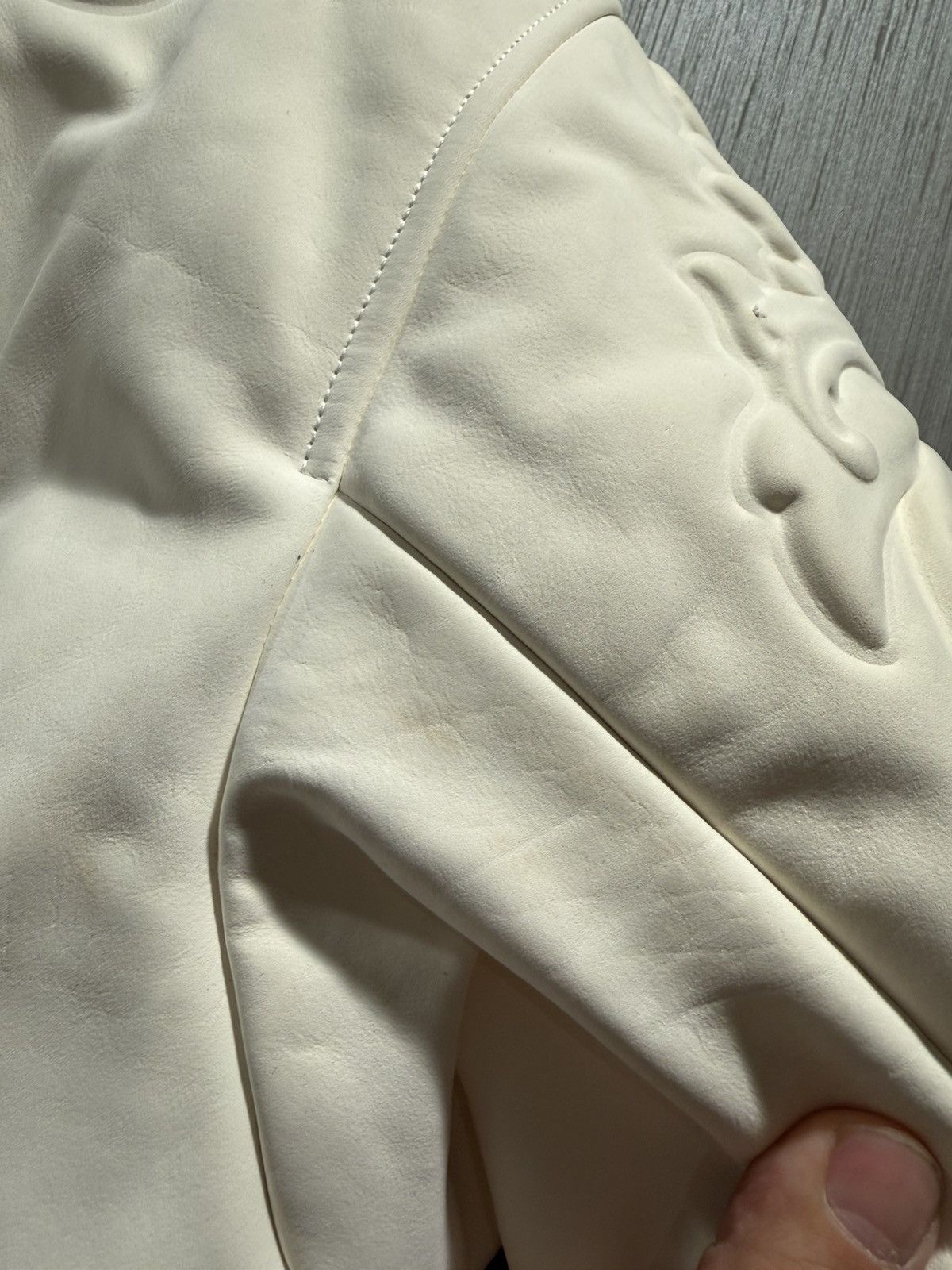Louis Vuitton Louis Vuitton Leather Ornament Monogram Debossed Jacket Size US M / EU 48-50 / 2 - 10 Thumbnail