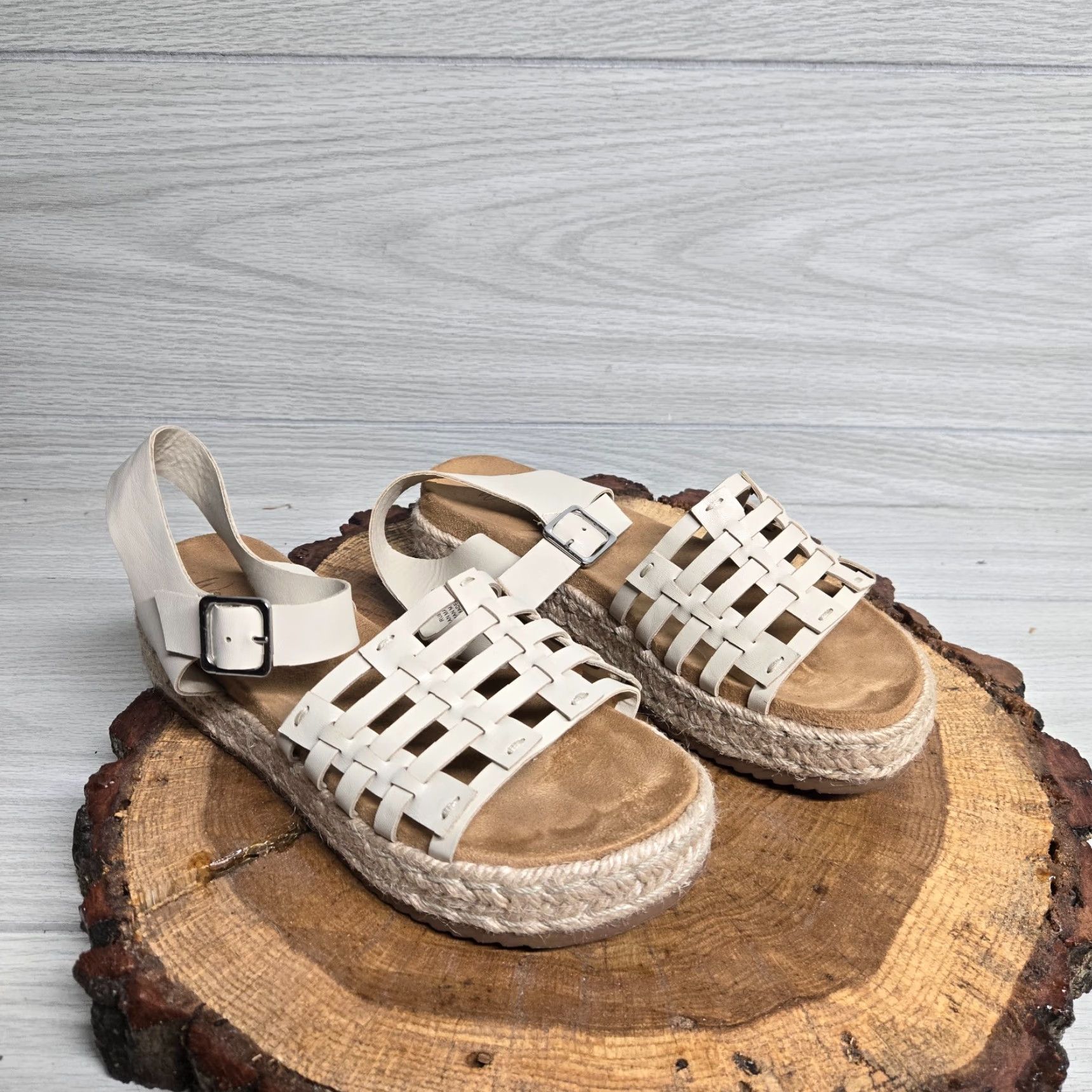 Vintage Wonderfly White Sandals Cushioned Footbed Adult Women's 8.5 Rope Slide Shoes Size US 9 / IT 39 - 2 Thumbnail