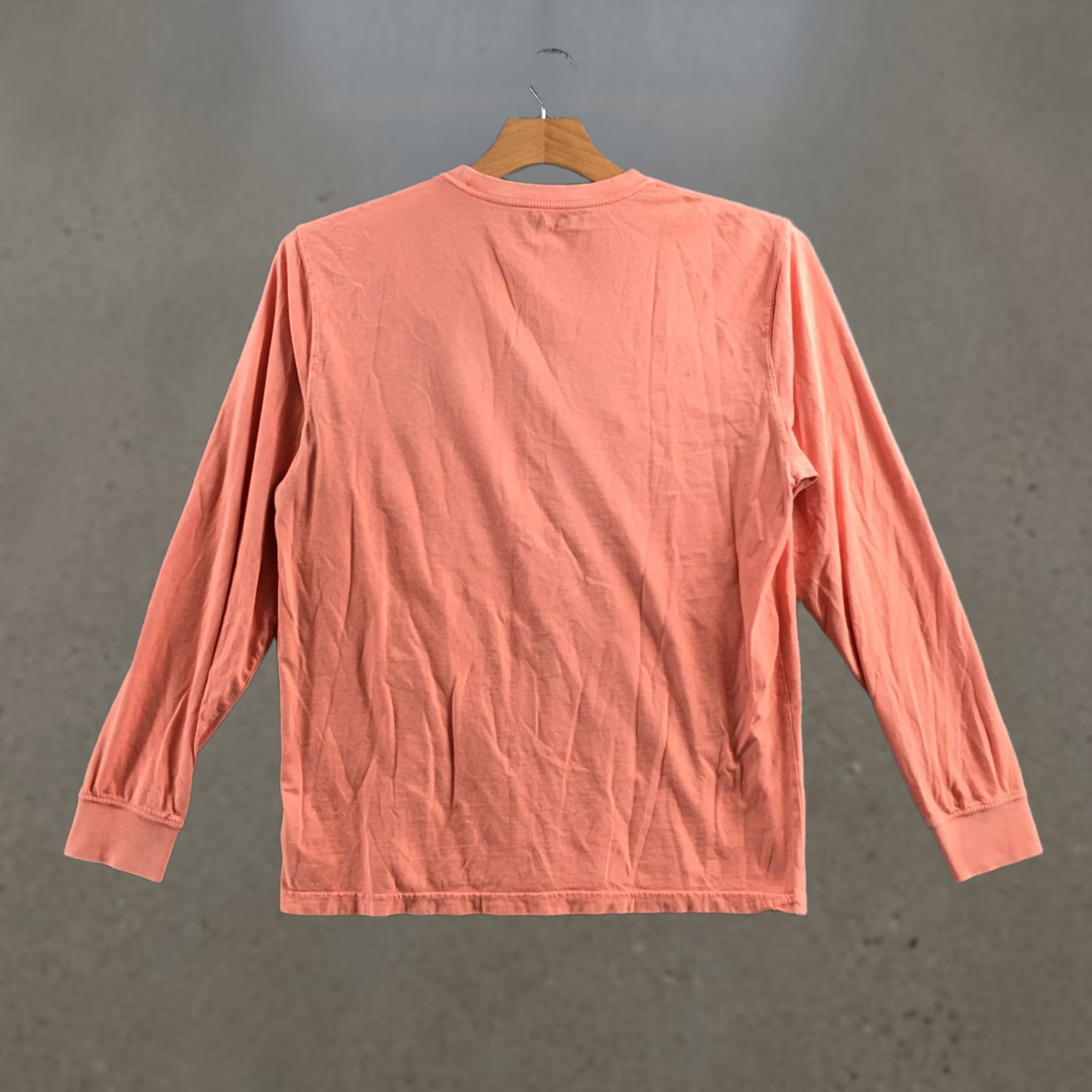 American Eagle Outfitters VINTAGE American Eagle Outfitters Shirt Mens L Pink Cotton Long Sleeve Crew Neck Pullover Size US L / EU 52-54 / 3 - 1 Thumbnail