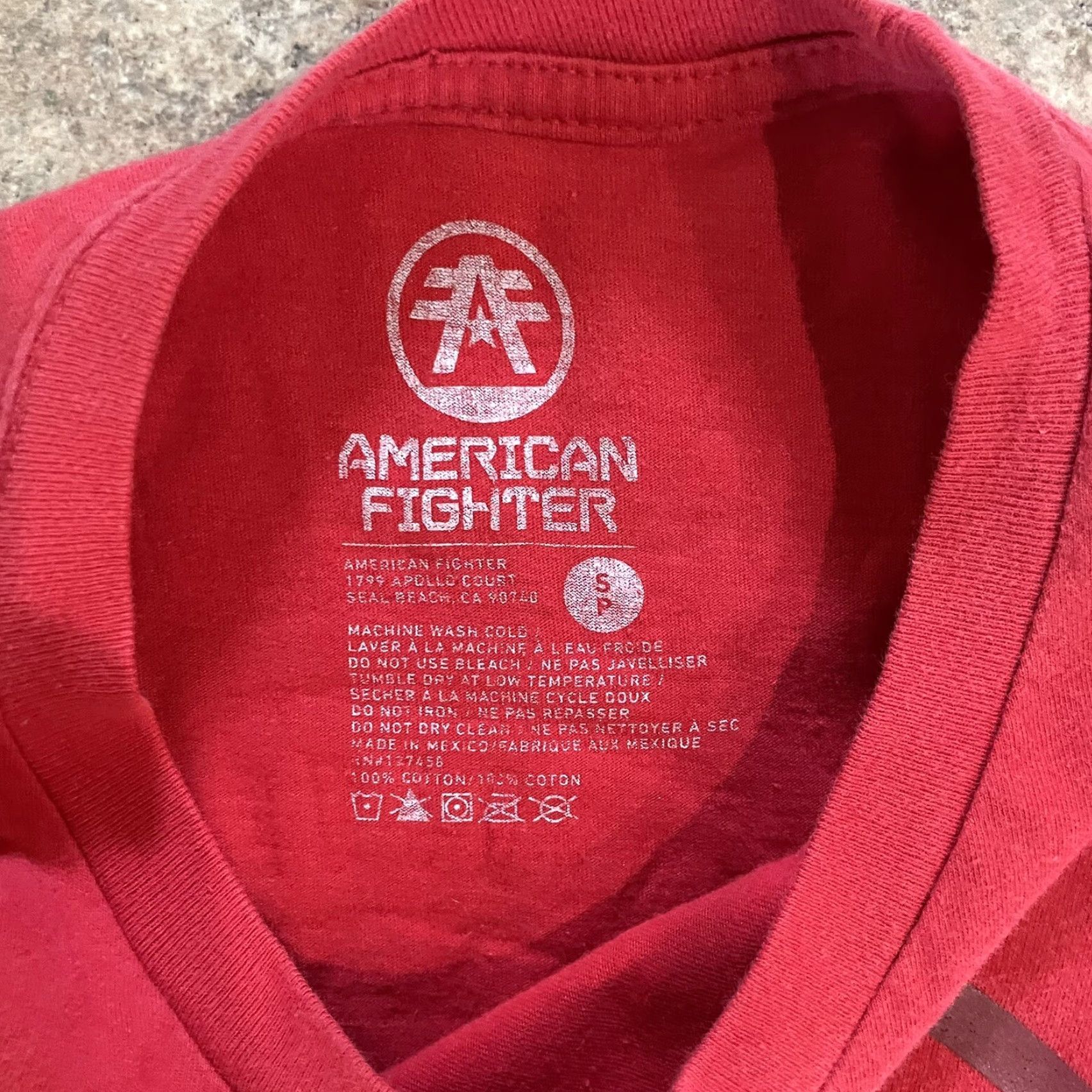 Vintage American Fighter T-Shirt Men Red Small Size US S / EU 44-46 / 1 - 2 Thumbnail