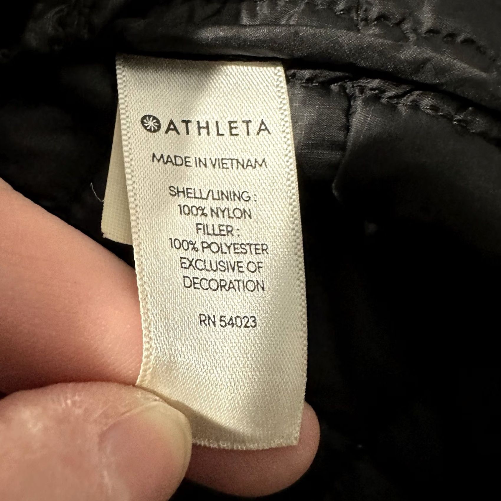 Athleta Athleta Grandview Primaloft Shell Jacket Womens XS Black Nylon Wind-Resistant Mediumweight Softshell Zip Front Size XS / US 0-2 / IT 36-38 - 5 Thumbnail