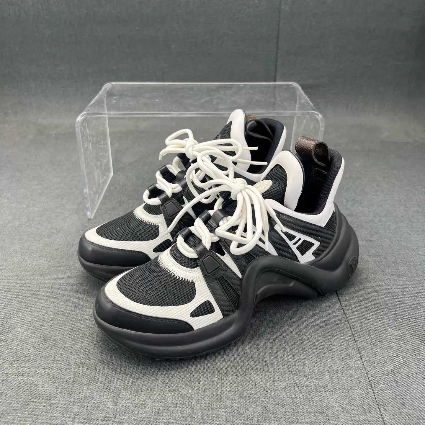 Louis Vuitton Louis Vuitton Archlight Sneaker Black & White 38 Size US 7.5 / IT 37.5 - 1 Thumbnail