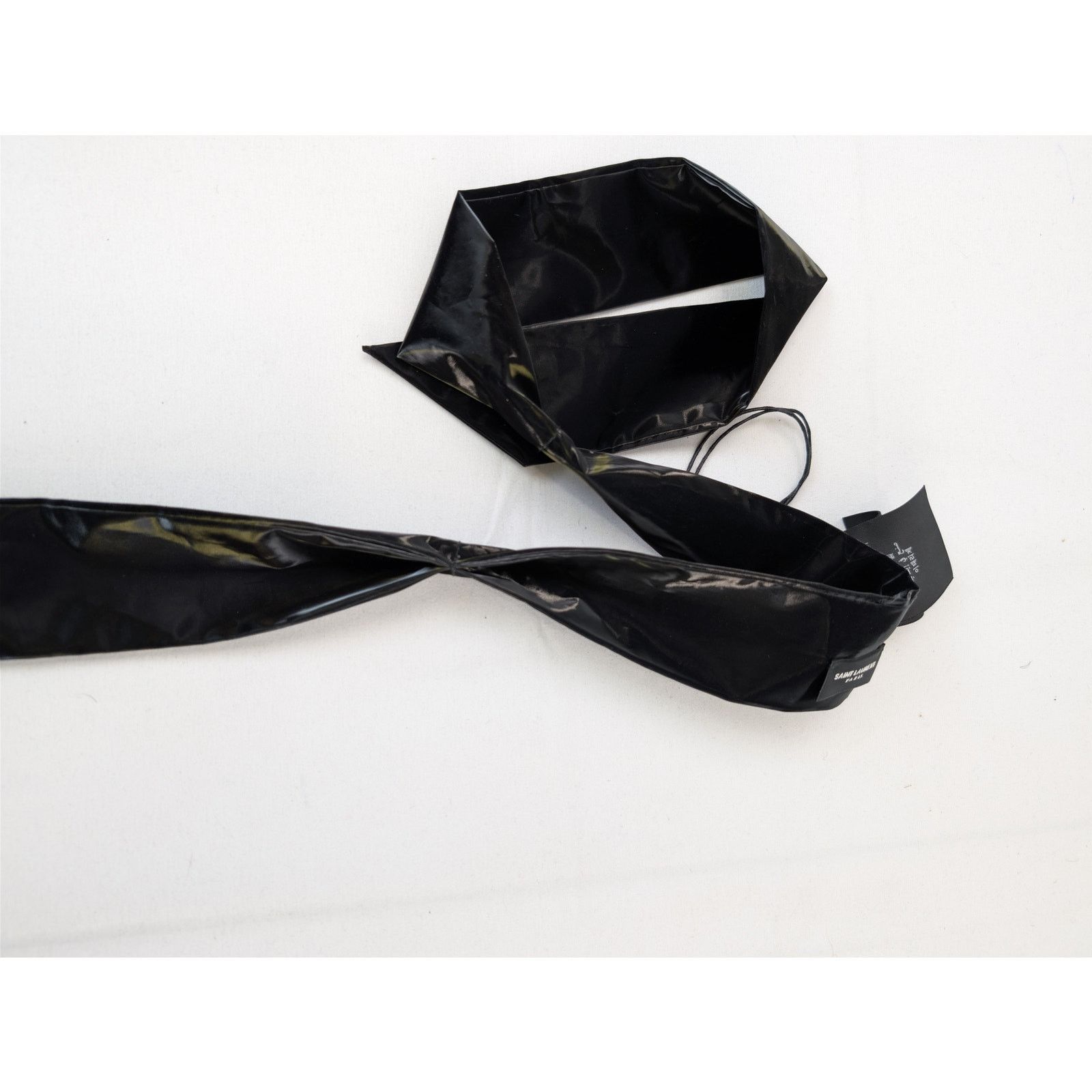 Saint Laurent Paris o1rshd1 Size: OS/ Satin Graduation Stole/Sash Tie in Black Size ONE SIZE - 7 Thumbnail