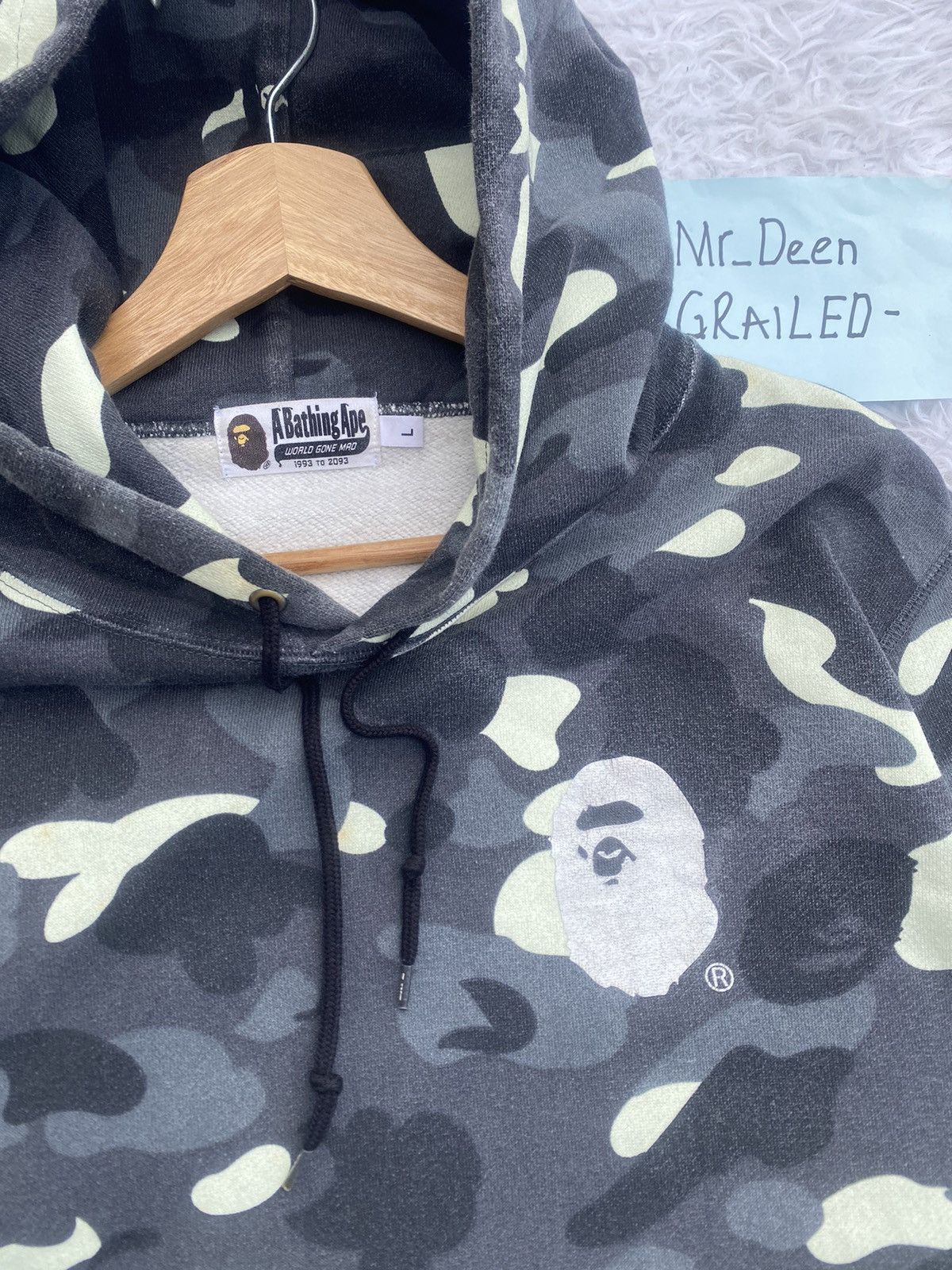 Bape Rare BAPE City Camo Glow In Dark Pullover Hoodie/Sweater Size US L / EU 52-54 / 3 - 9 Thumbnail