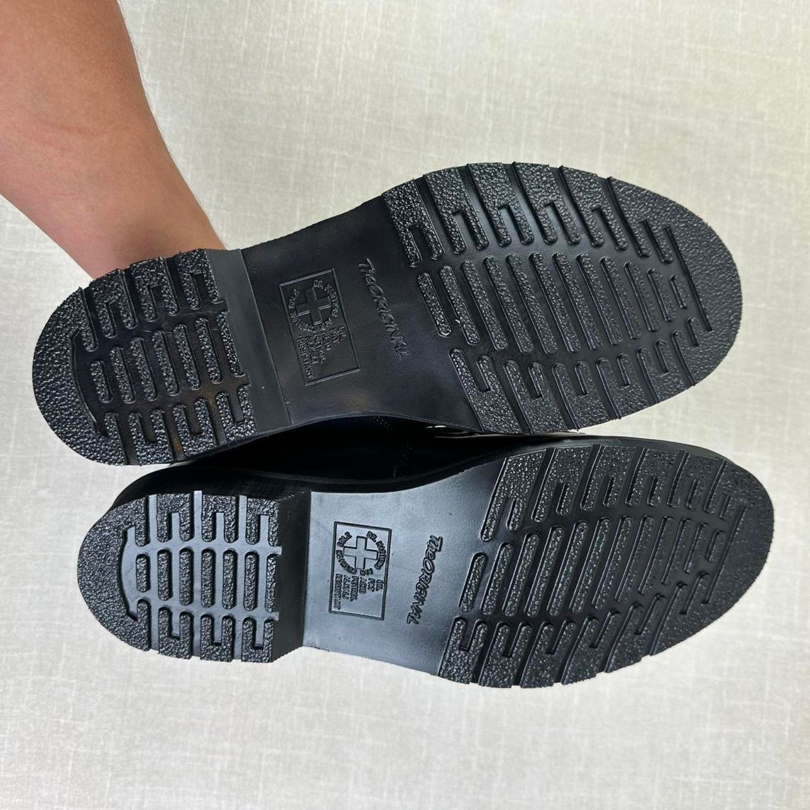 Supreme 🖤 Supreme x Dr. Martens Studded Penton Loafer "Black" 8M Size US 9 / EU 42 - 6 Thumbnail