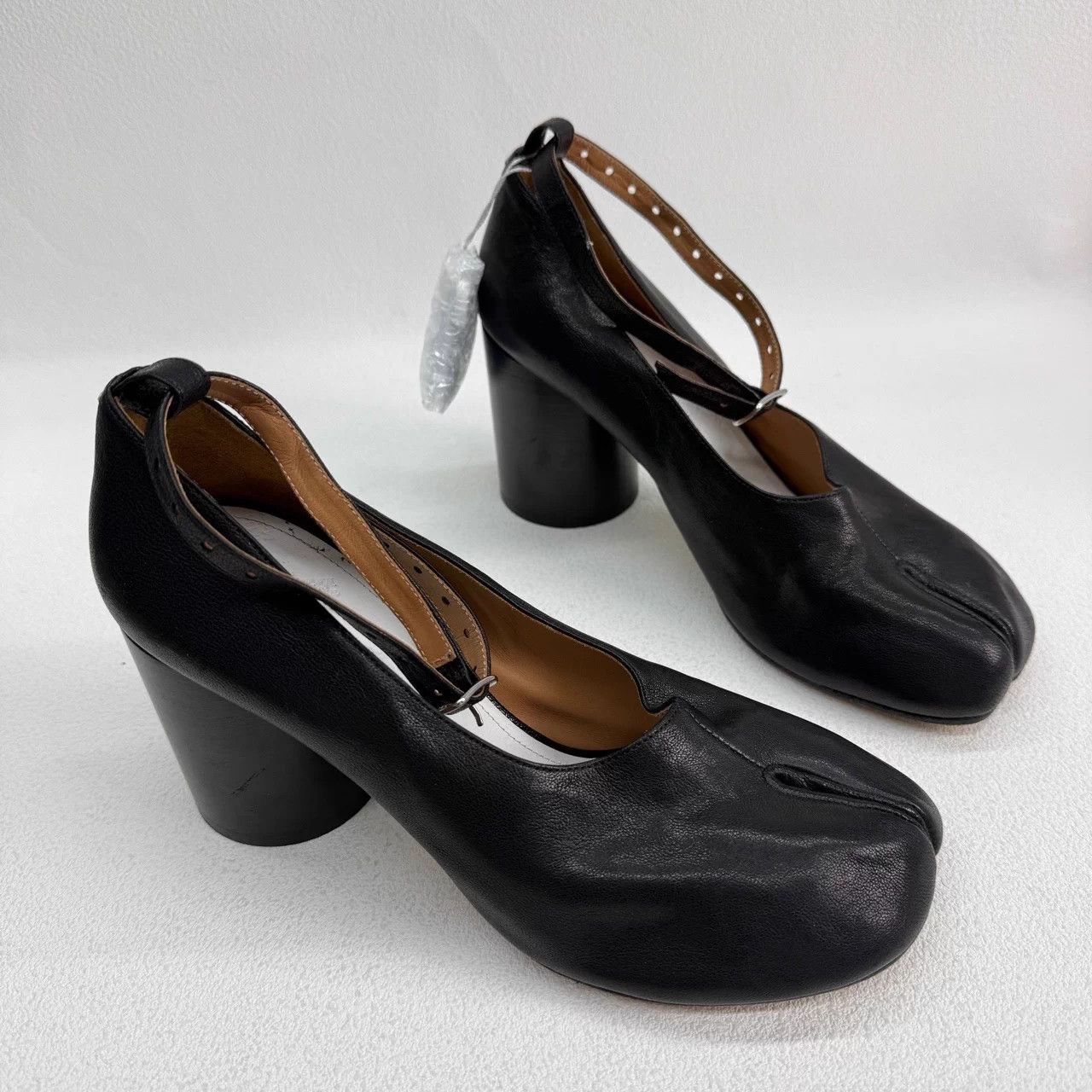 Maison Margiela Maison Margiela Tabi Leather Ankle Strap Heels 8cm Black 40 Size US 10 / IT 40 - 3 Thumbnail