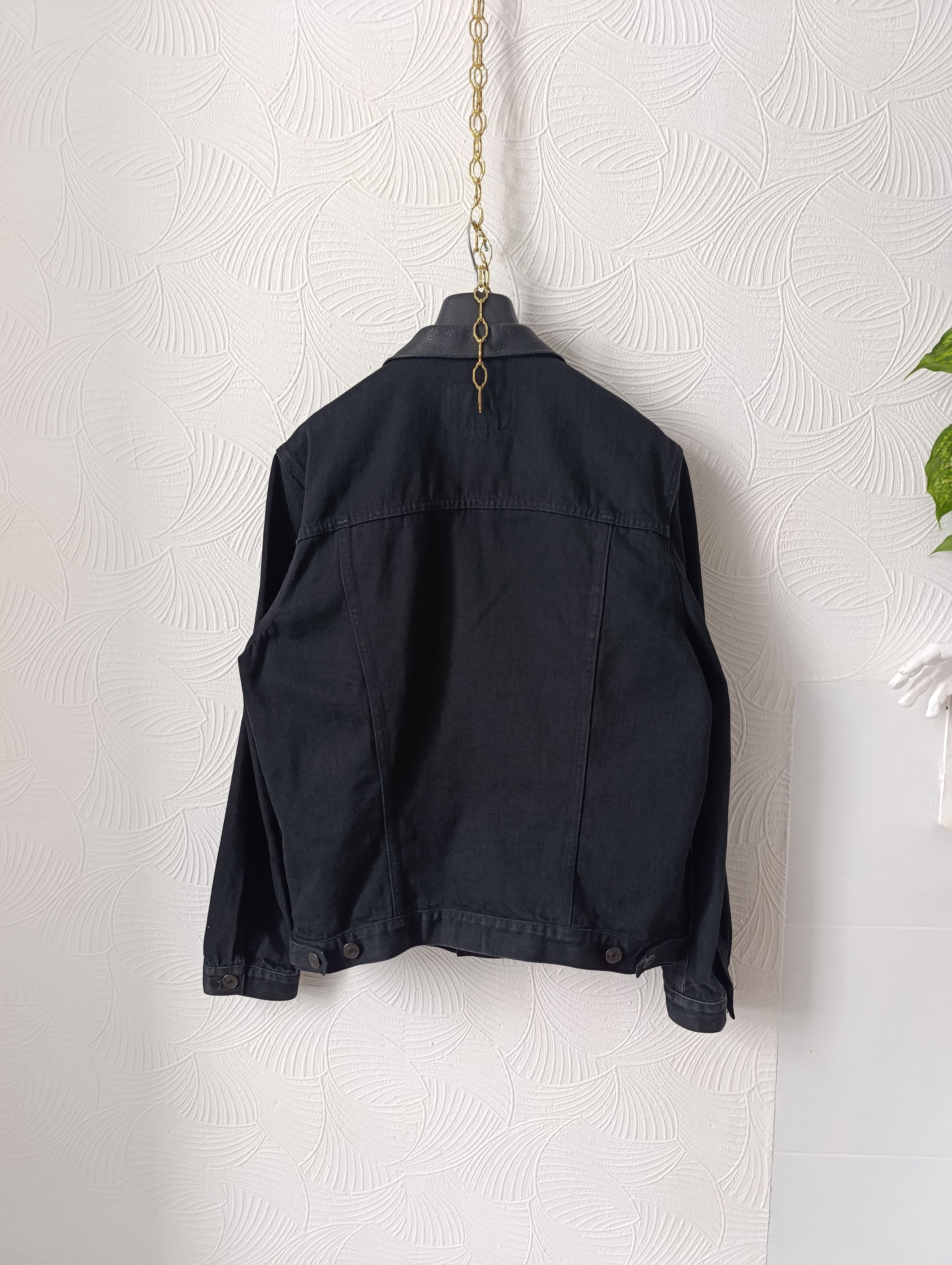 Burberry BURBERRY BRIT SKIPPER TRIM FIT DENIM JACKET LEATHER COLLAR Size US XL / EU 56 / 4 - 11 Thumbnail