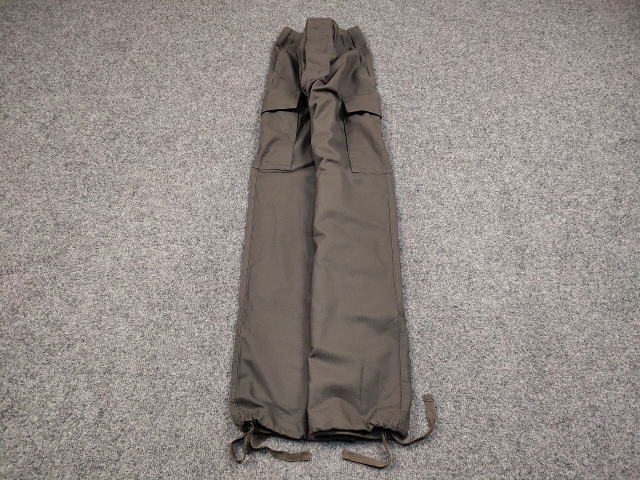 Japanese Brand Vintage 98s Genuine French Khaki Cargo Combat Trousers Pants Size US 32 / EU 48 - 2 Thumbnail