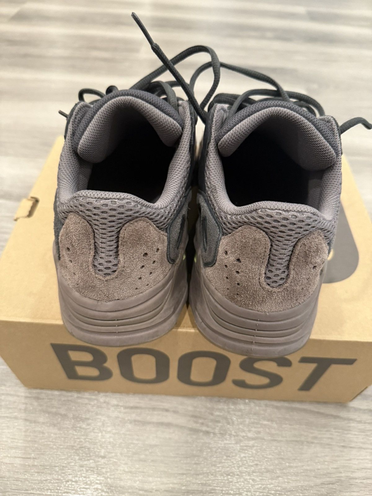 Adidas × Yeezy Adidas Yeezy 700 V1 Mauve Size US 10 / EU 43 - 4 Thumbnail