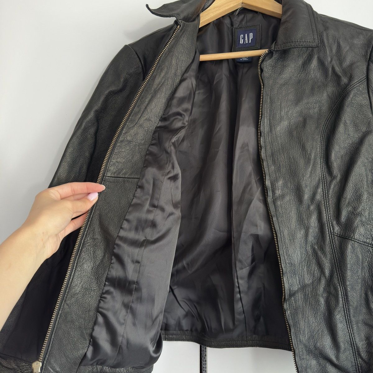 Gap Vintage Fall 2000 GAP Patina Black Leather Trucker Jacket Size L / US 10 / IT 46 - 8 Thumbnail