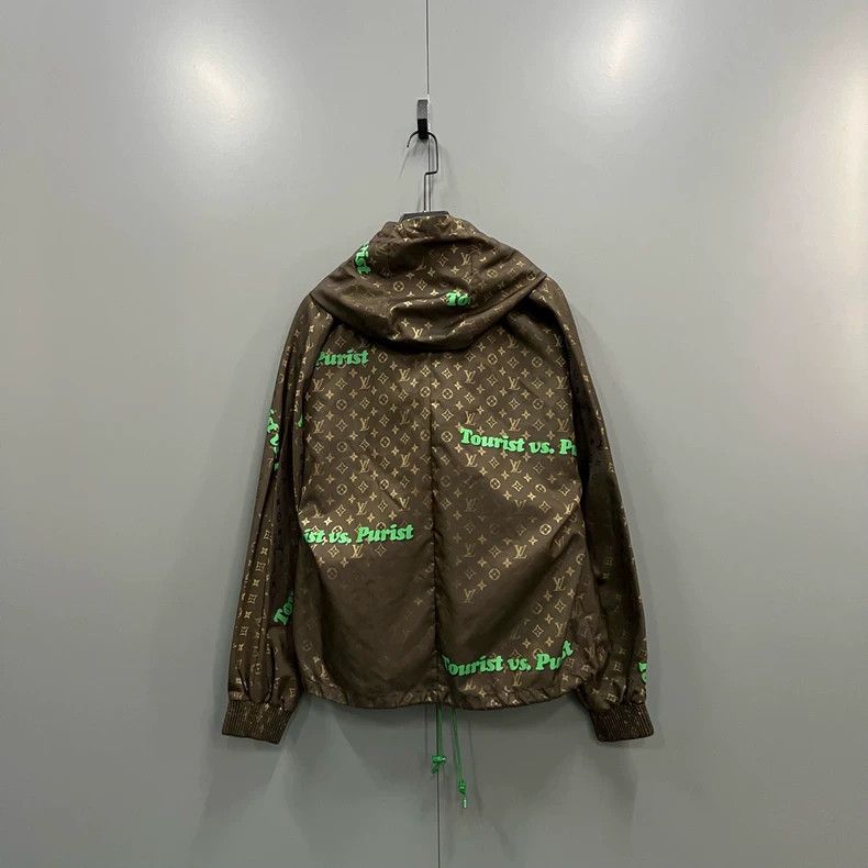 Louis Vuitton Louis Vuitton Brown presbyopic logo full print jacket 2501- Size US M / EU 48-50 / 2 - 2 Thumbnail