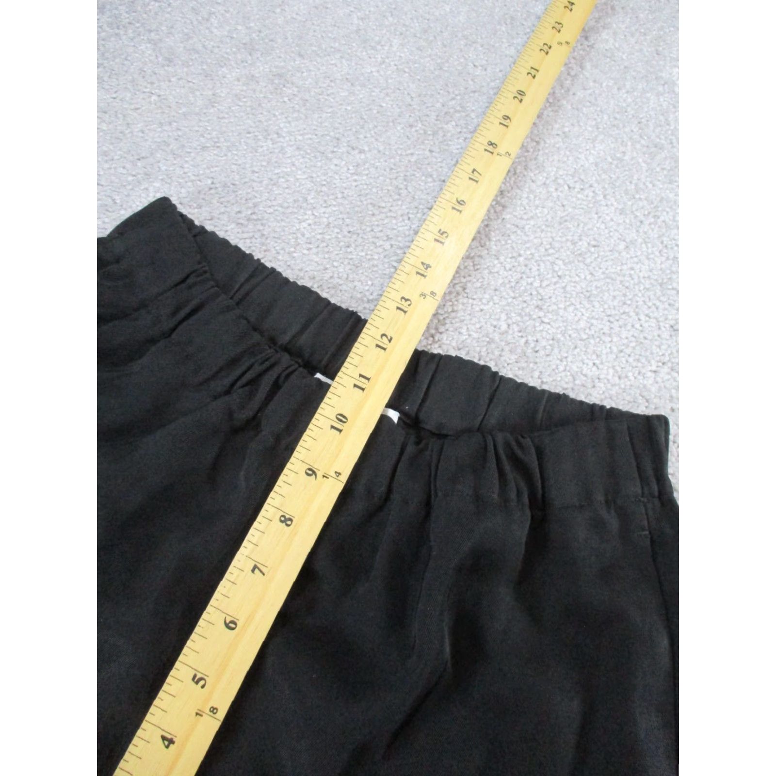 Everlane VINTAGE Everlane Pants Womens Regular Small Abrasions Black Tapered Ankle Zip Dress Pants 2010s Womens Size 27" / US 4 / IT 40 - 6 Thumbnail