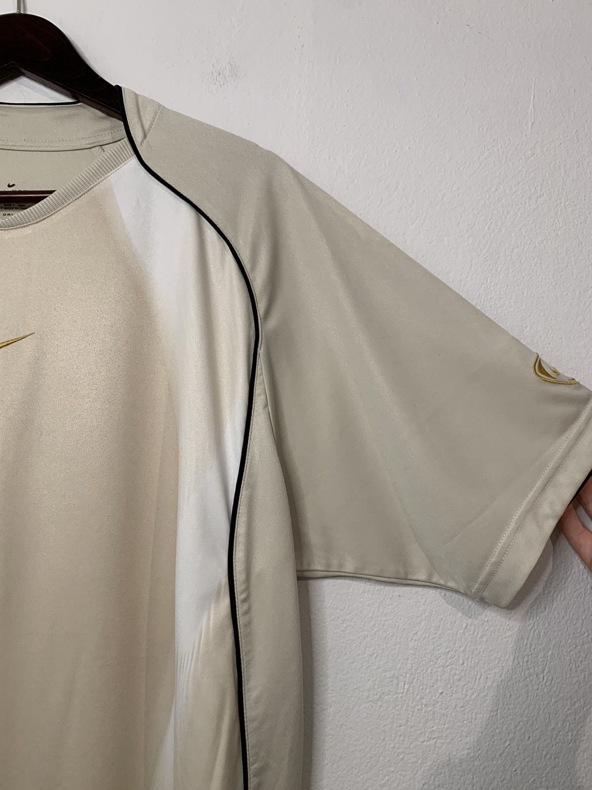 Nike × Vintage Crazy Vintage Nike center logo jersey total 90 football Size US L / EU 52-54 / 3 - 3 Thumbnail