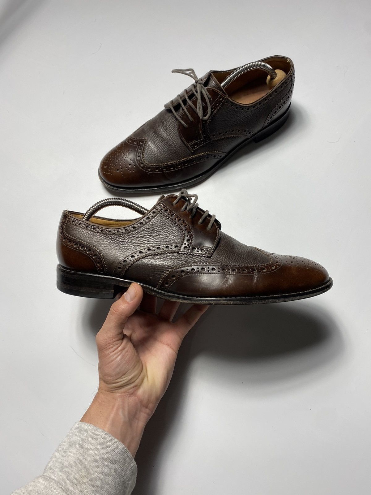 Loake Loake Lace Up Brogue Shoes Arlington size 8 Size US 8 / EU 41 - 1 Thumbnail