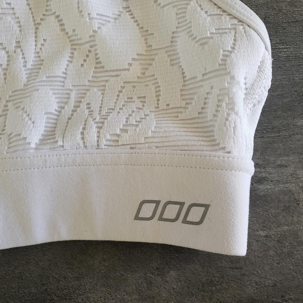 Designer White Classic Floral Lorna Jane Sport Bra Size ONE SIZE - 3 Thumbnail