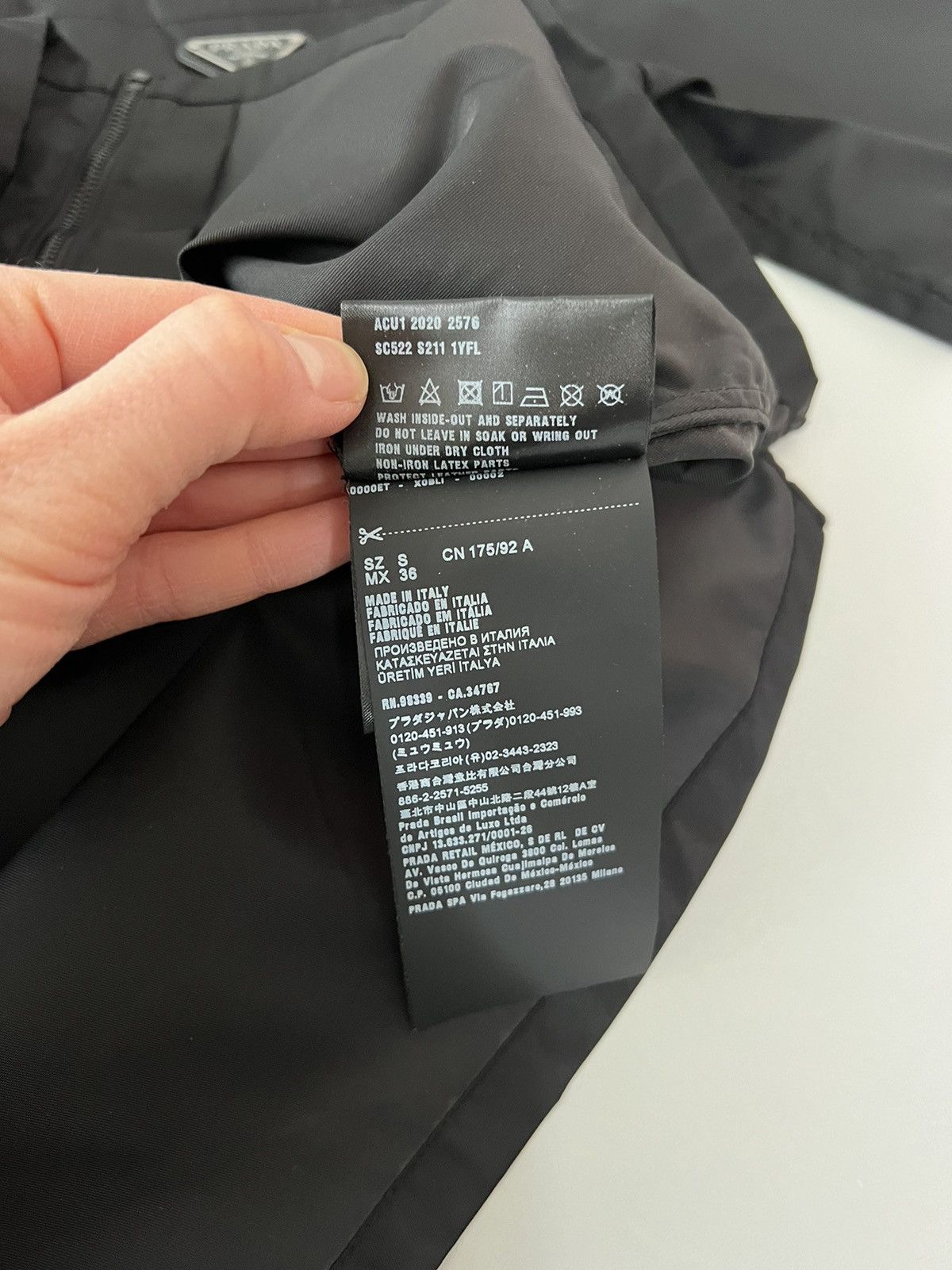 クールな価格でホットなピック Prada Prada Re-nylon Short Sleeve Shirt | Grailed トップス
