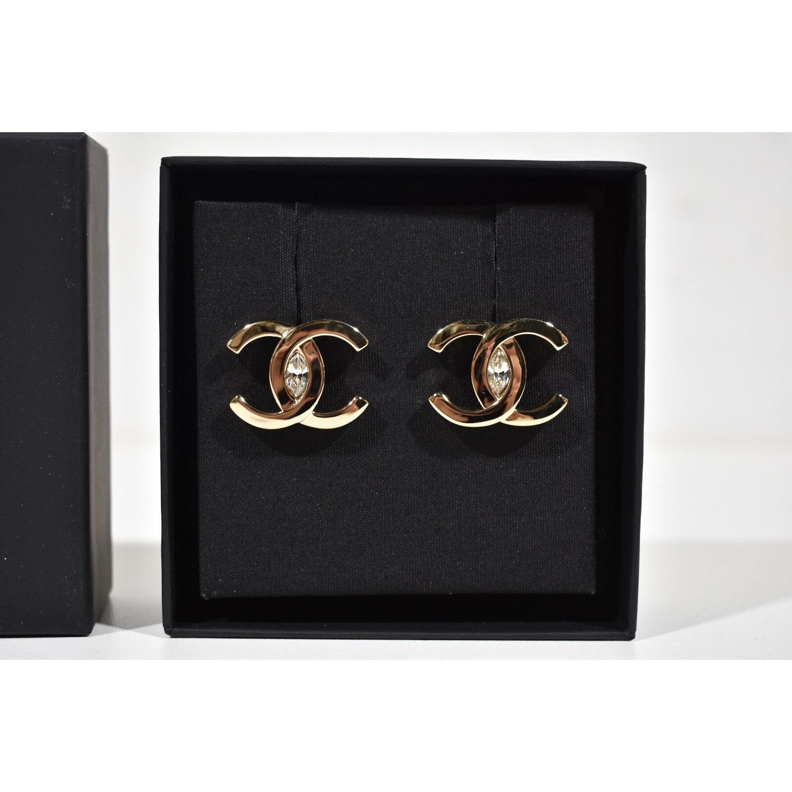 Chanel Chanel Gold Crystal Interlocking Drop Statement Stud Earring Size ONE SIZE - 4 Thumbnail