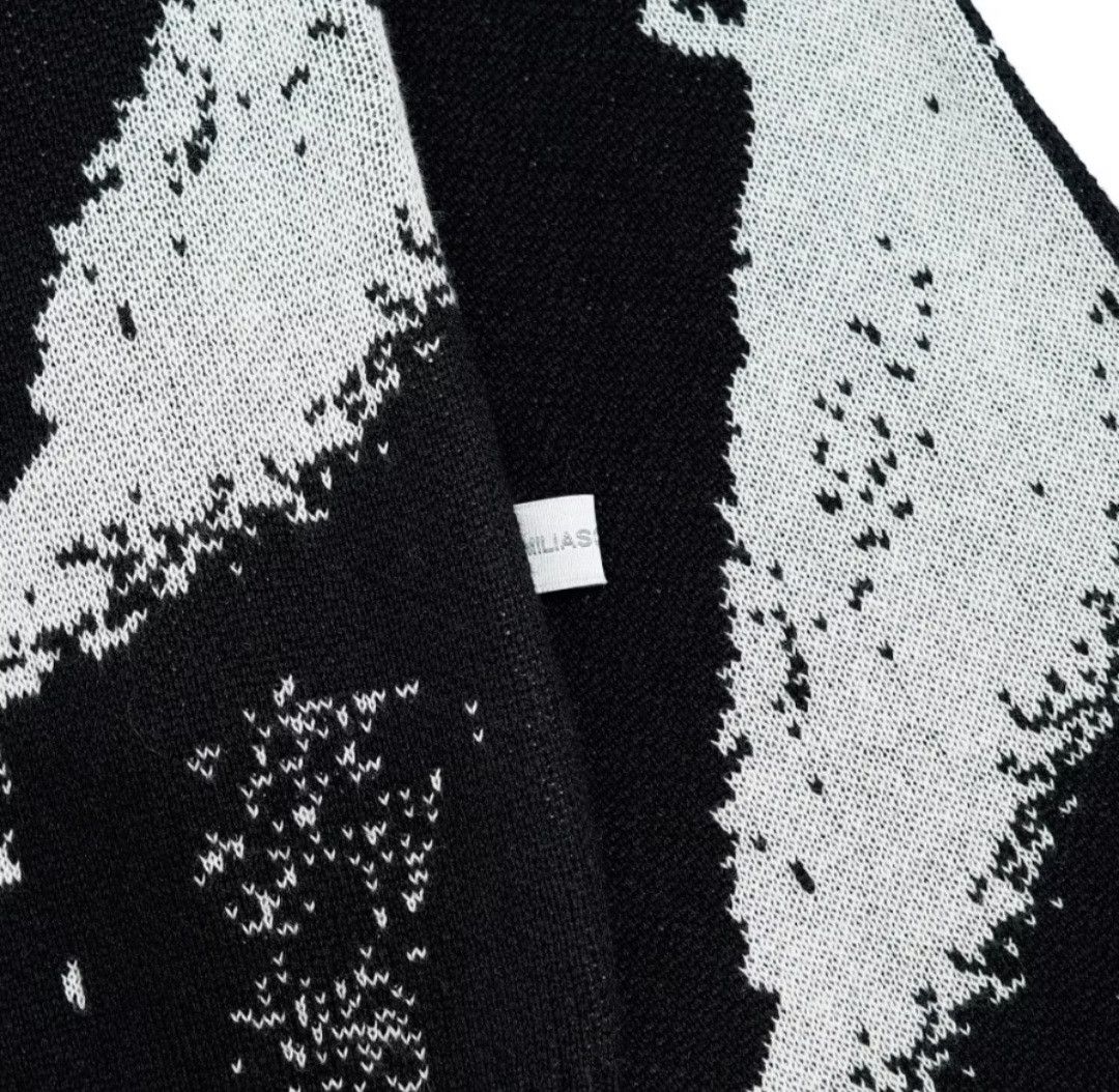 Japanese Brand Black colour script human knitwear sweater Size US M / EU 48-50 / 2 - 4 Thumbnail