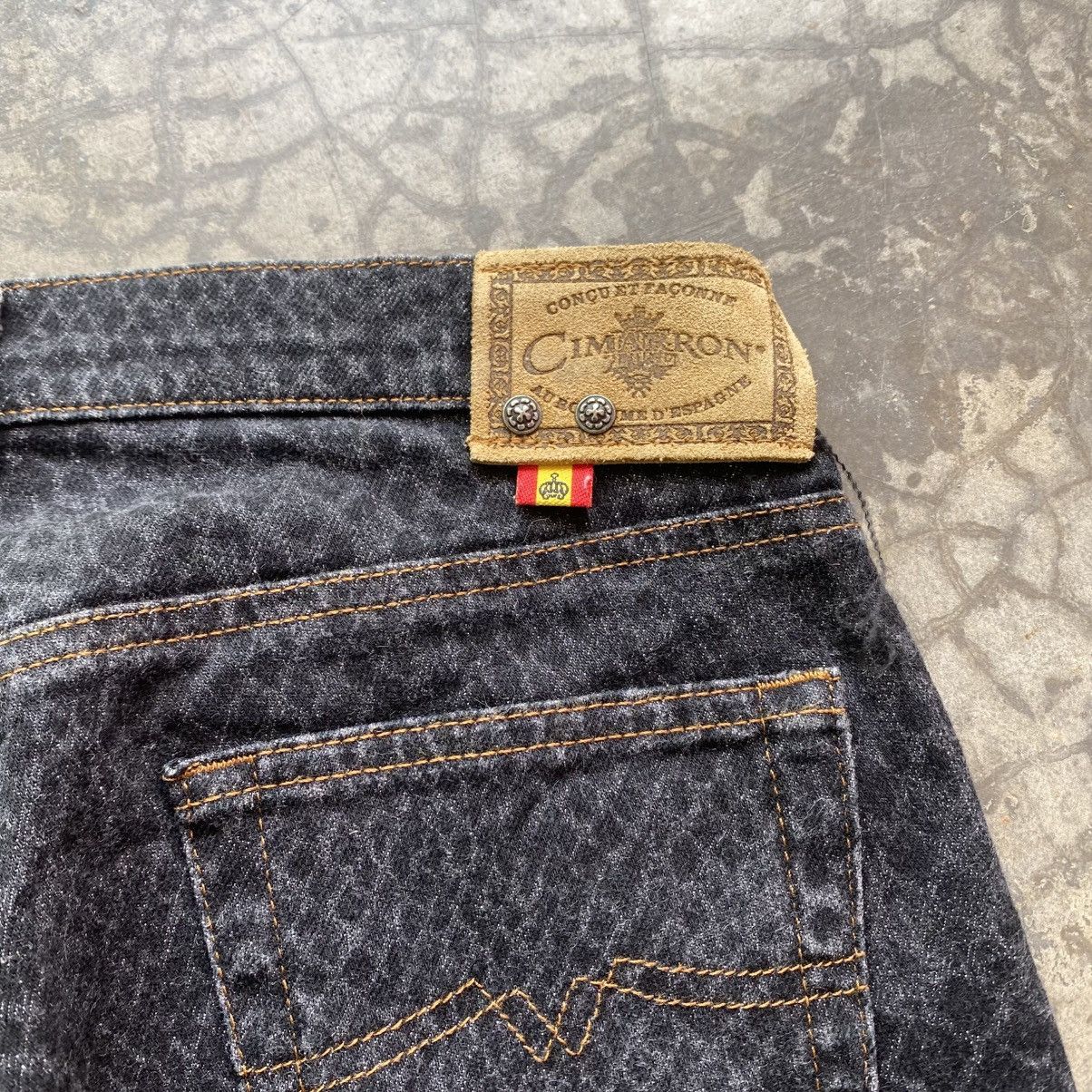 Hysteric Glamour × Japanese Brand Vintage CIMARRON SPAIN Snake Scale Stretchable Flared Jeans Size 27" / US 4 / IT 40 - 9 Thumbnail