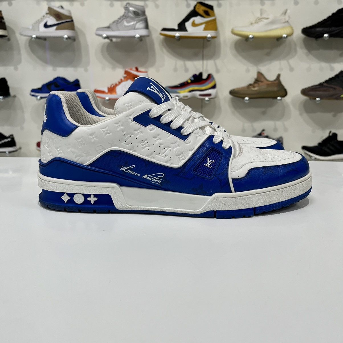 Louis Vuitton Louis Vuitton Trainer #54 Signature Blue White Size US 10 / EU 43 - 7 Thumbnail