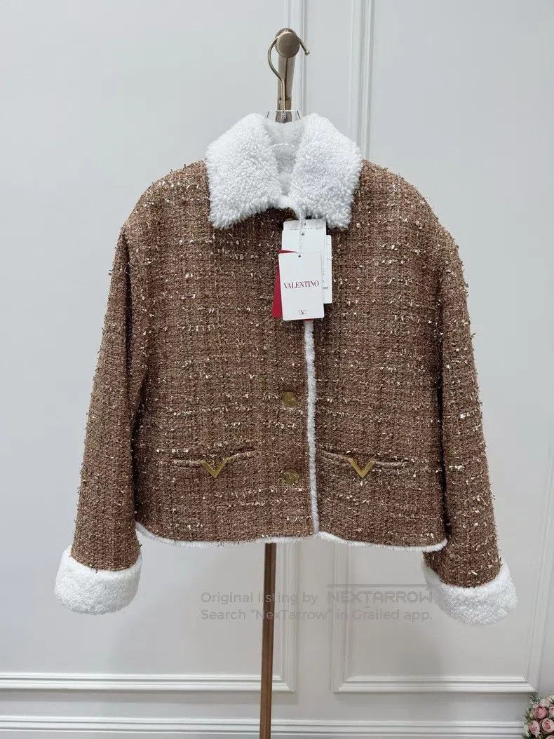 Valentino Valentino Tweed gold thread and sheepskin wool integrated Size M / US 6-8 / IT 42-44 - 1 Thumbnail