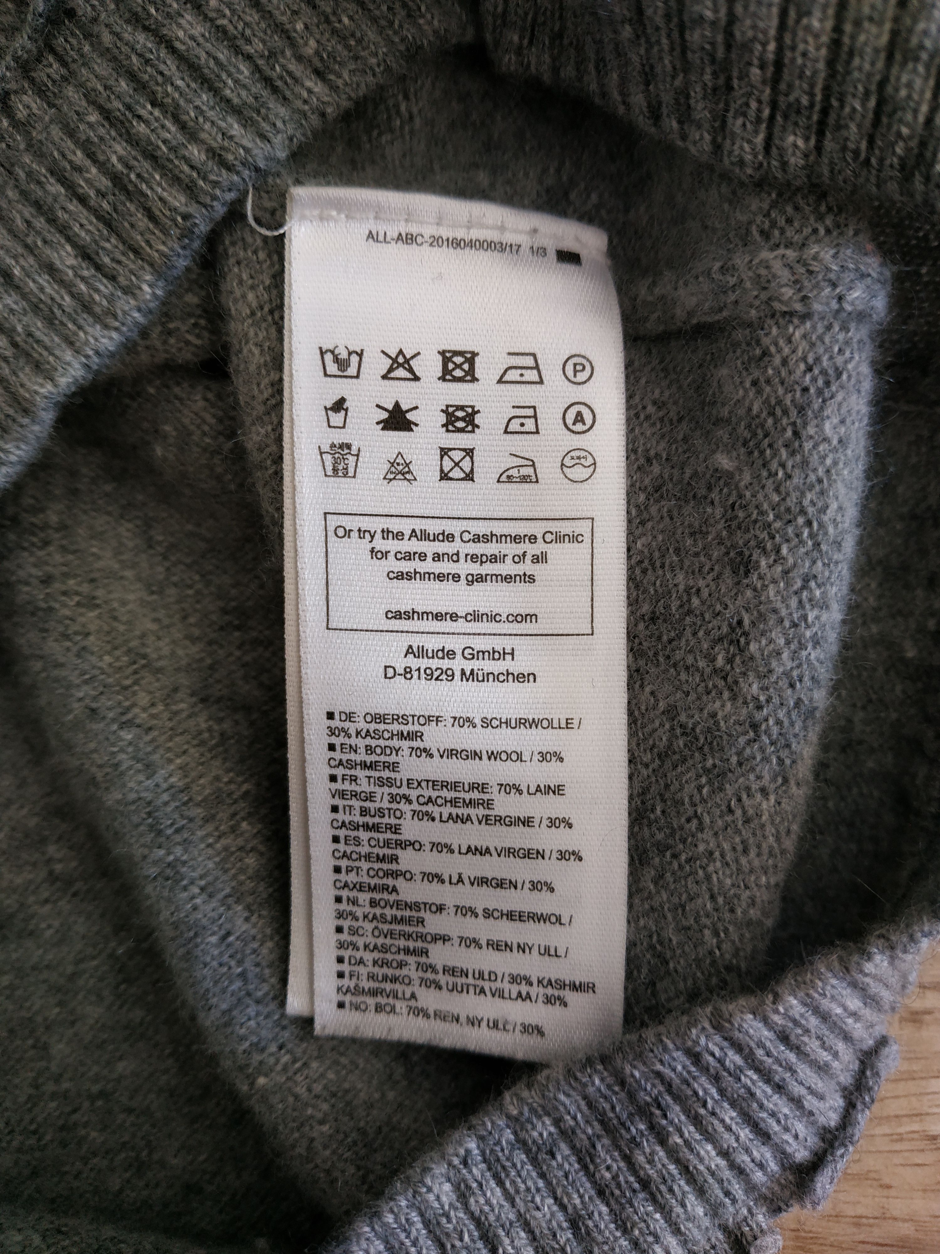 Allude Allude Women's Wool-Cashmere Cardigan-Sweater, s. XL Size XL / US 12-14 / IT 48-50 - 11 Thumbnail