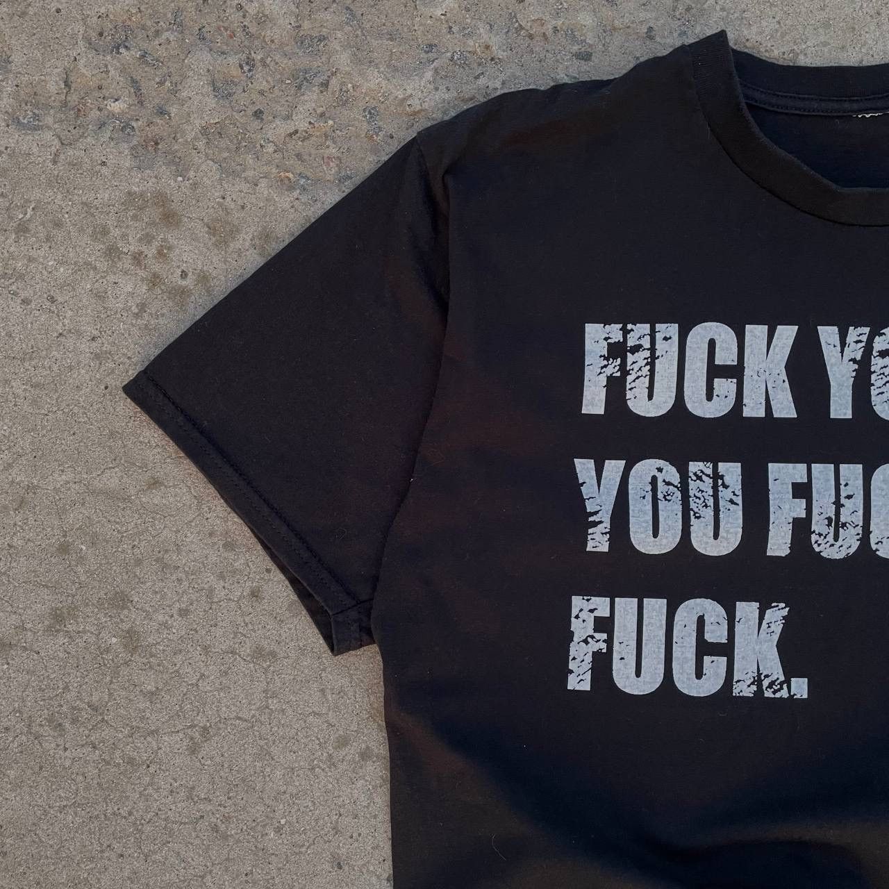 20471120 Vintage Fuck You Fucking Fuck T-shirts Band Joke Humor Y2K Size US L / EU 52-54 / 3 - 4 Thumbnail