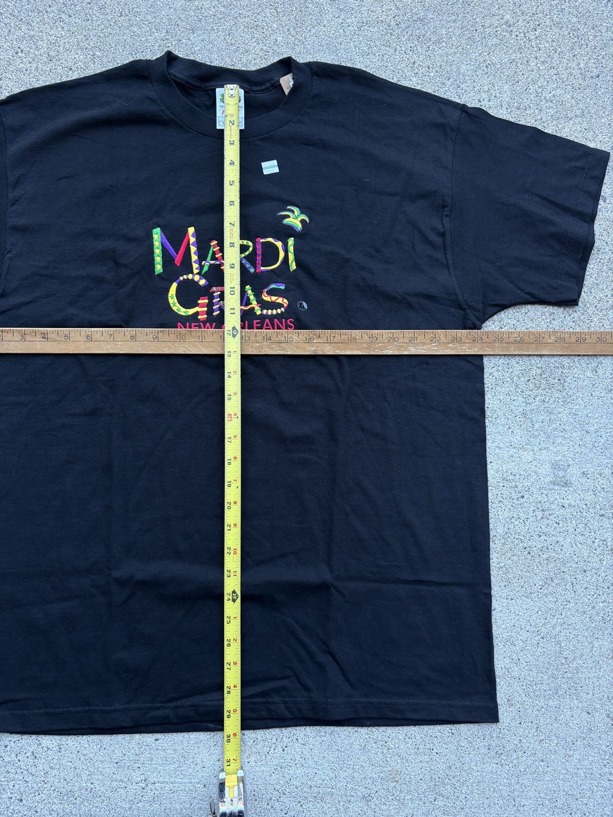 Fruit Of The Loom Vintage 2002 FOTL New Orleans “Mardi Gras” T-Shirt Size XL Size US XL / EU 56 / 4 - 5 Thumbnail