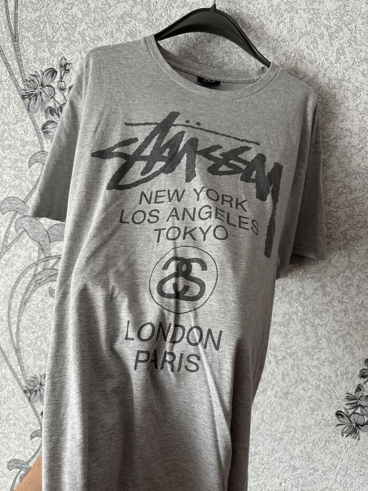 Stussy STUSSY WORLD TOUR TEE vintage t shirt L Size US L / EU 52-54 / 3 - 4 Thumbnail