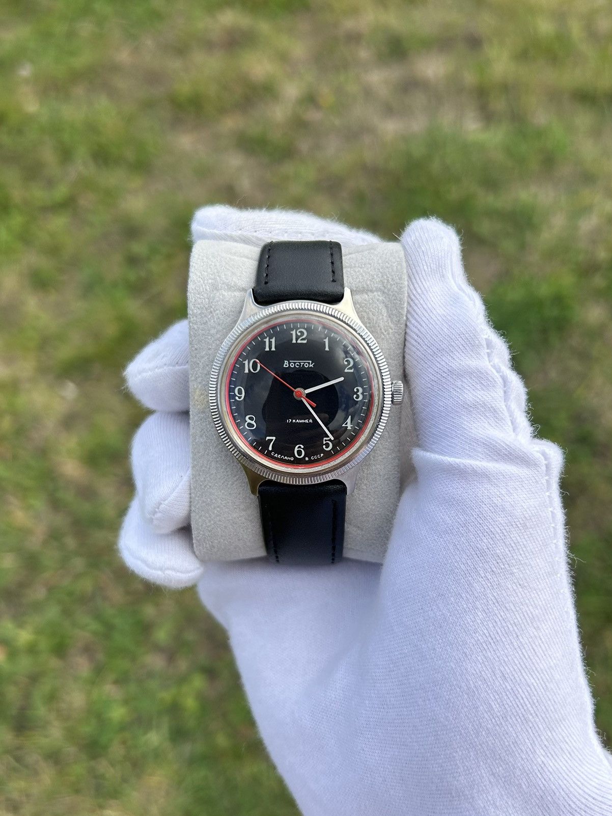 Vintage Vintage Watch Vostok USSR Soviet Mechanical Wristwatch 1980s Size ONE SIZE - 2 Thumbnail