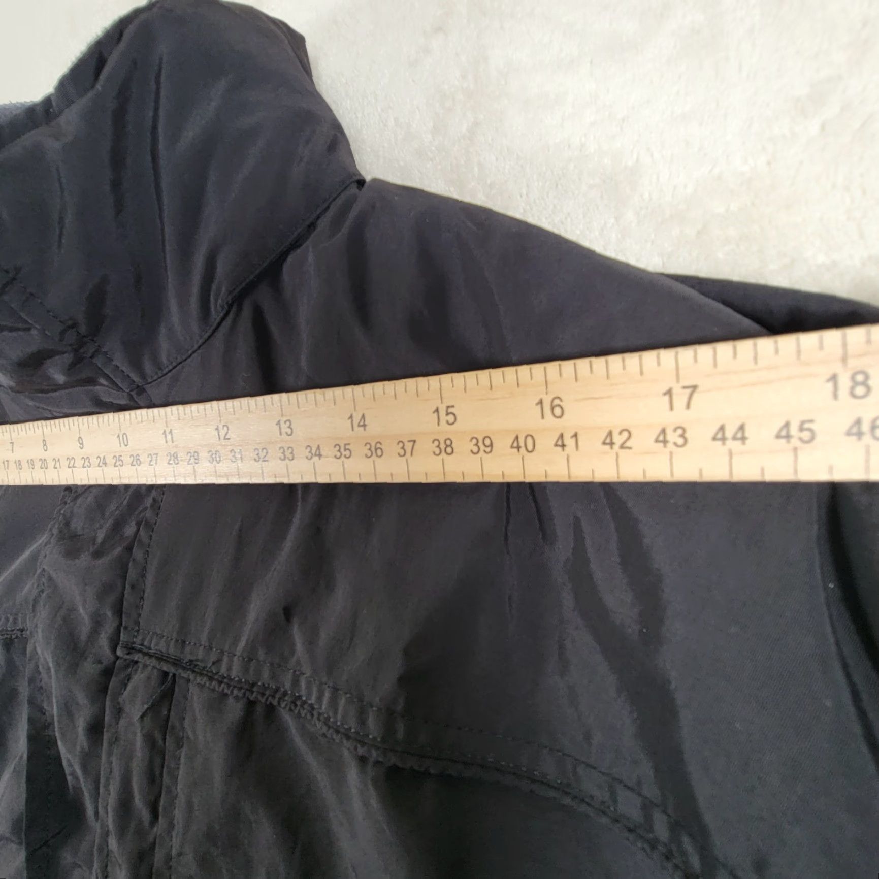 Rothco Rothco Packable Rain Jacket Black Men's Size Large Jacket Rain Coat Zip Polyester Packable Travel Casual Mens - but must avoid extra spaces. Size US L / EU 52-54 / 3 - 7 Thumbnail
