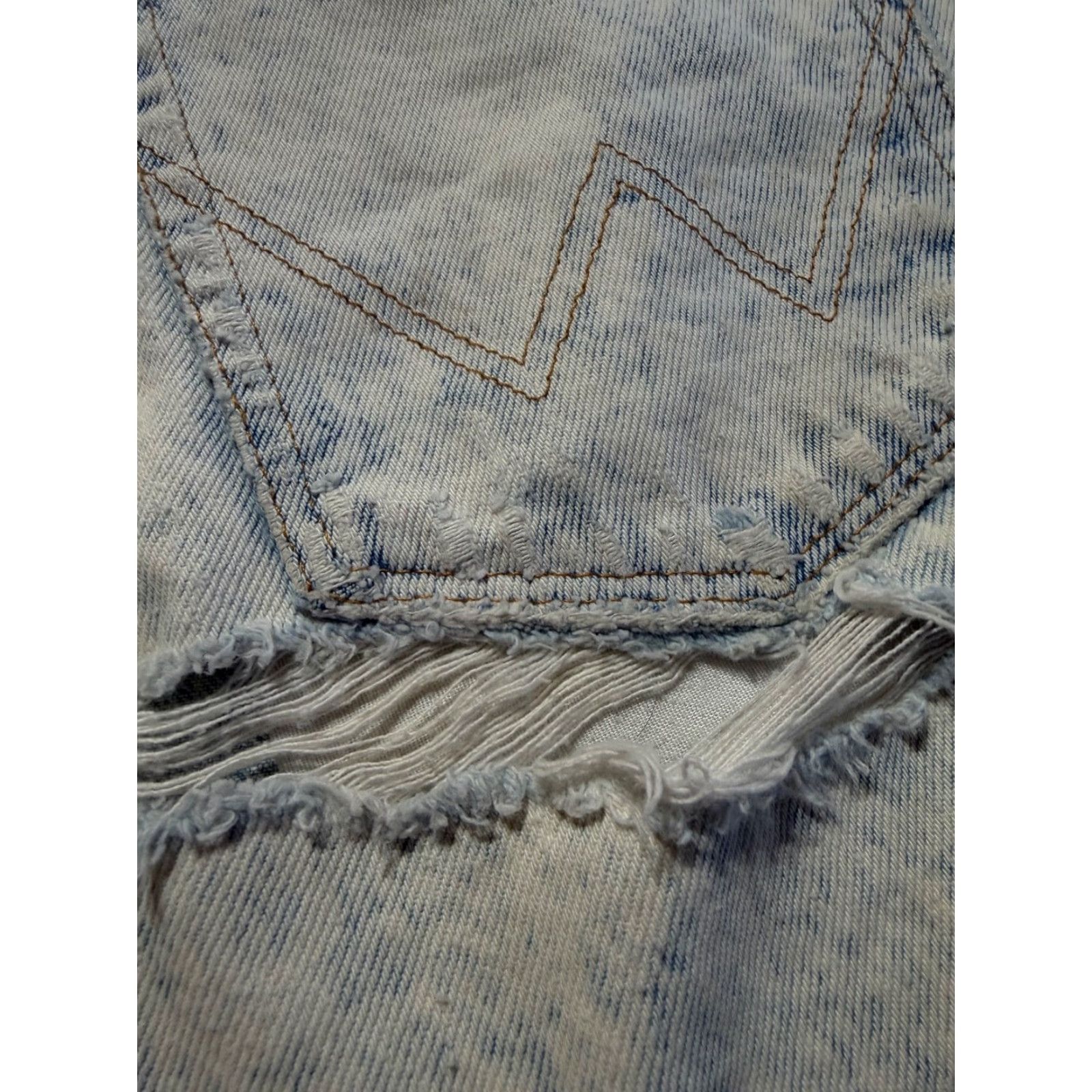 Wrangler VINTAGE Wrangler Women's Shorts Size 28 Denim Blue Distress Acid Wash 5-Pocket High Rise USA Made Size 28" / US 6 / IT 42 - 3 Thumbnail