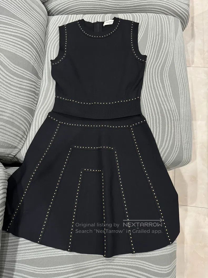 MR & MRS ITALY Valentino dress Size M / US 6-8 / IT 42-44 - 1 Thumbnail