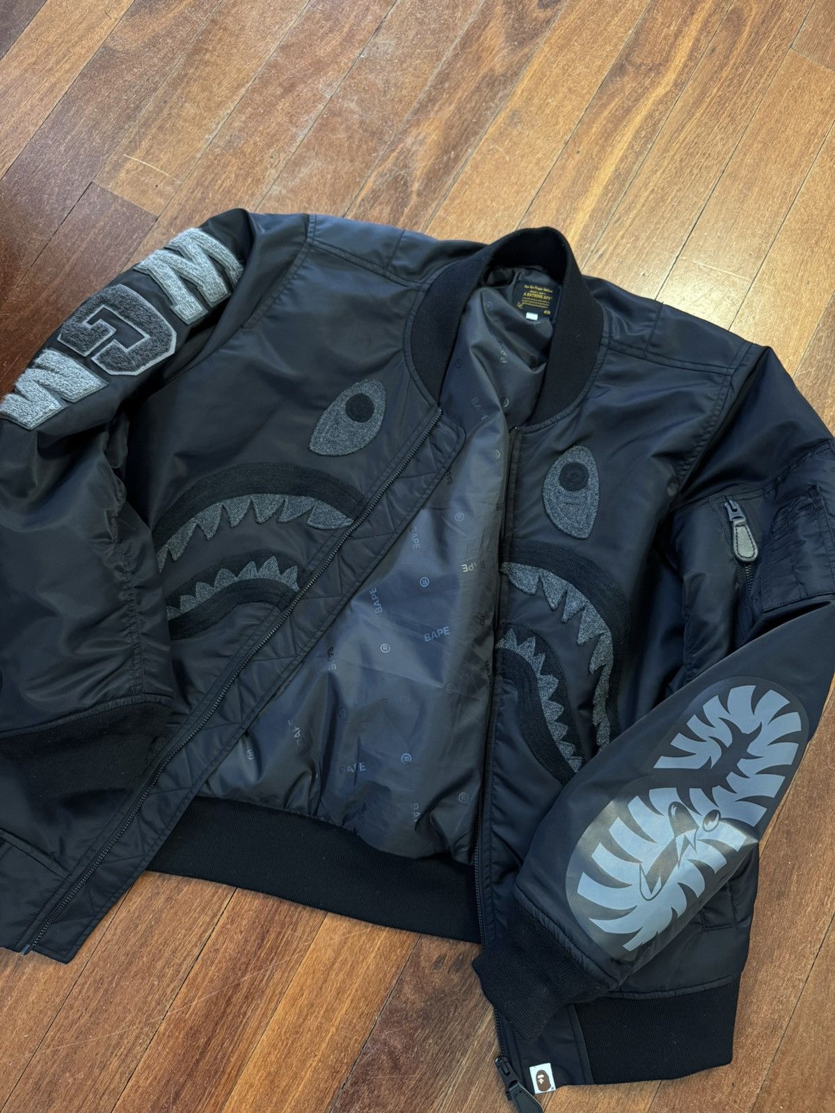 Bape BAPE Black Shark MA-1 Bomber Jacket Size US M / EU 48-50 / 2 - 7 Thumbnail