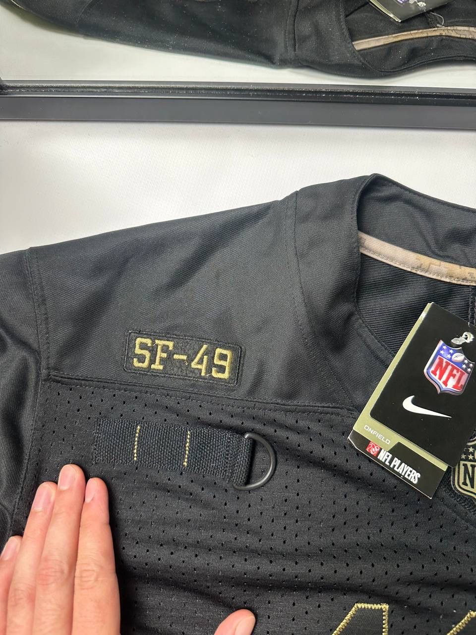 NFL Jimmy Garoppolo NFL SF Nike Limited 49ers Jersey #10 Size US XL / EU 56 / 4 - 7 Thumbnail