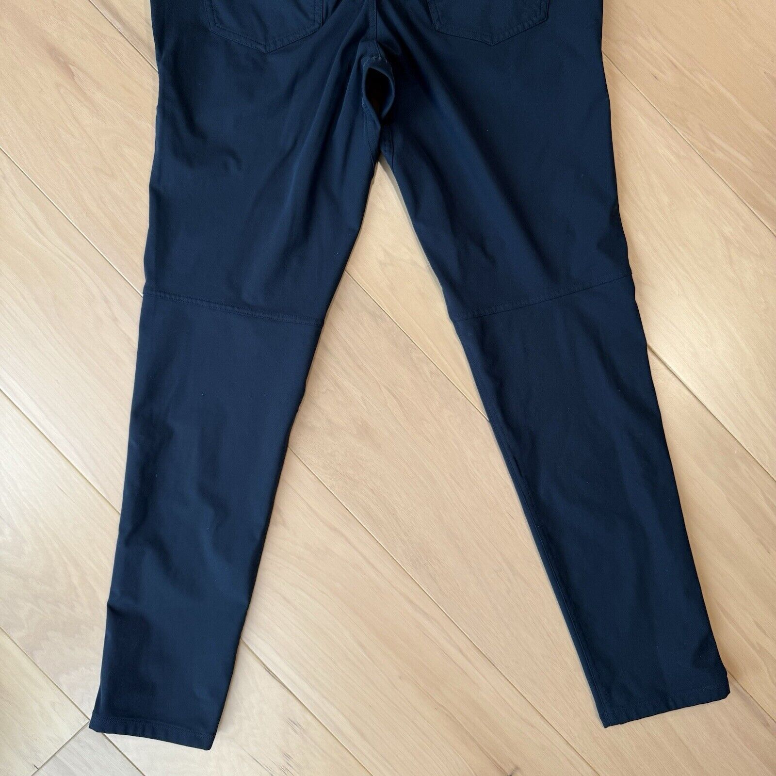 Lululemon Lululemon ABC Pants 32 Navy Athleisure Workwear Sportswear Size US 32 / EU 48 - 8 Thumbnail
