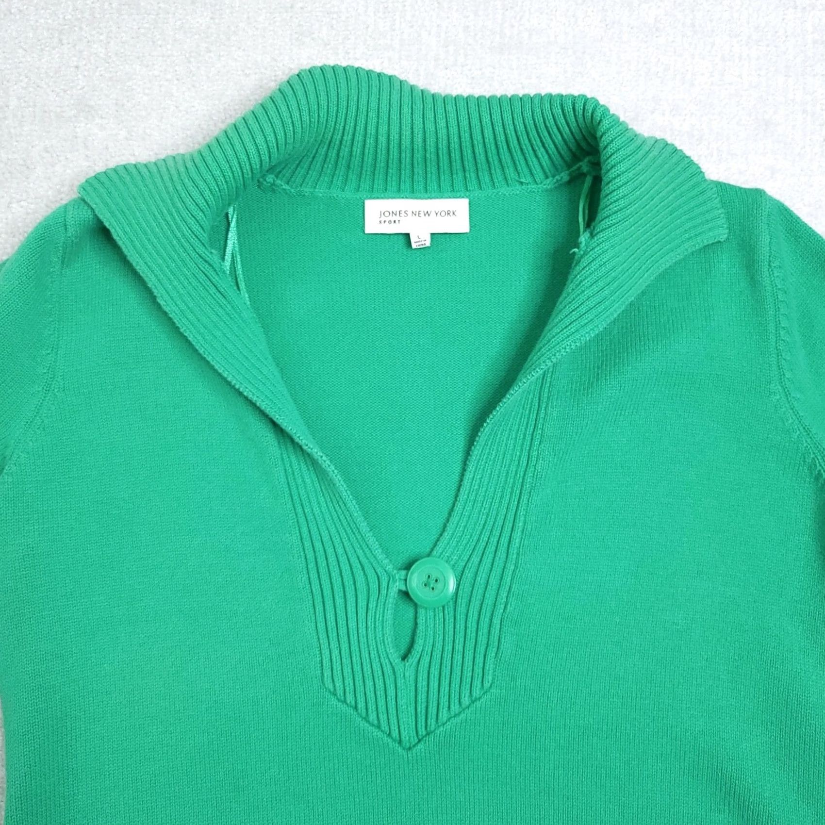 Jones New York VINTAGE Jones New York Sport Sweater Women's Large Green Pullover Button Size L / US 10 / IT 46 - 2 Thumbnail
