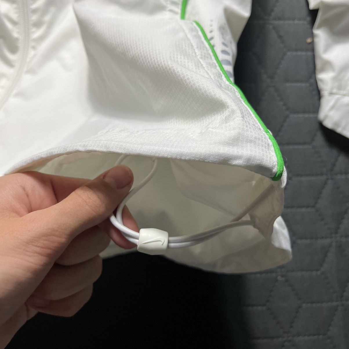 Nike 00swindbreaker nike tn vintage uk streetwear nylon tracksuit Size US S / EU 44-46 / 1 - 7 Thumbnail