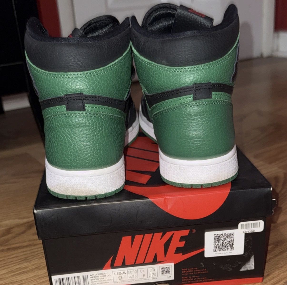 Nike Air Jordan 1 High OG ‘Pine Green 2.0’ 2021 Size US 9 / EU 42 - 8 Thumbnail