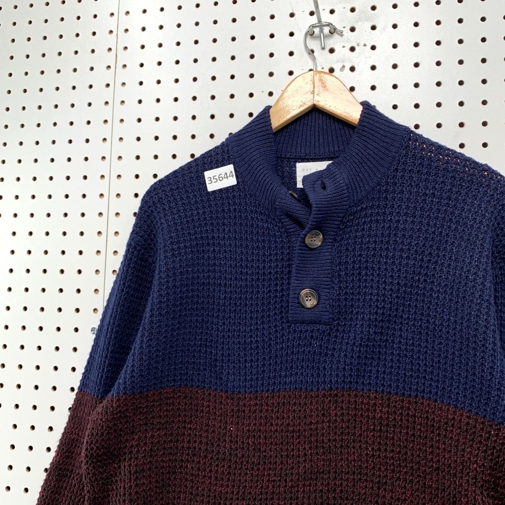 Vintage Day & Age Sweater Mens Medium Henley Thermal Waffle Knit Red Blue Size US M / EU 48-50 / 2 - 7 Thumbnail