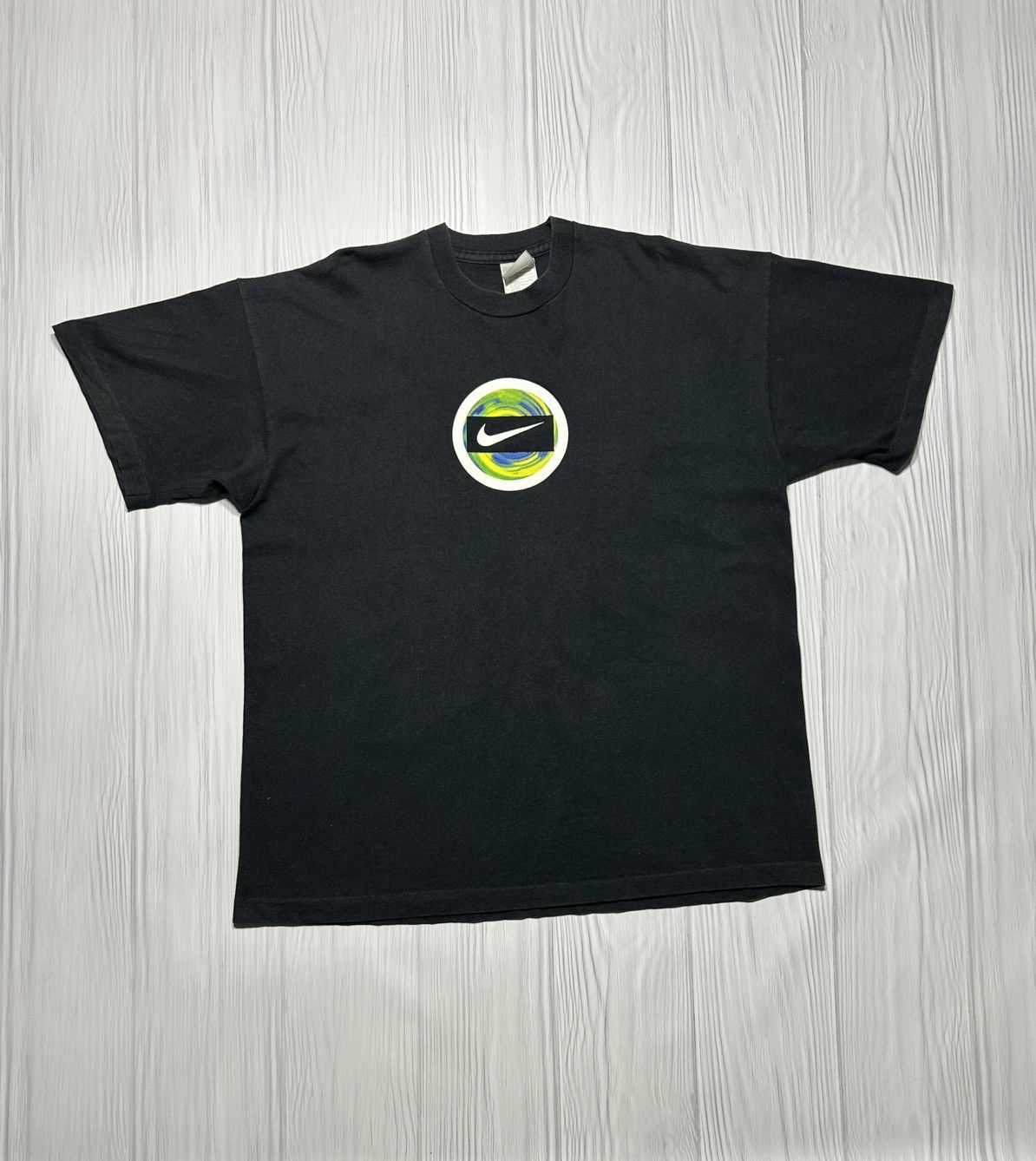 Nike Hype Vintage Nike Center Swoosh Tee 90s Size L Size US L / EU 52-54 / 3 - 8 Thumbnail