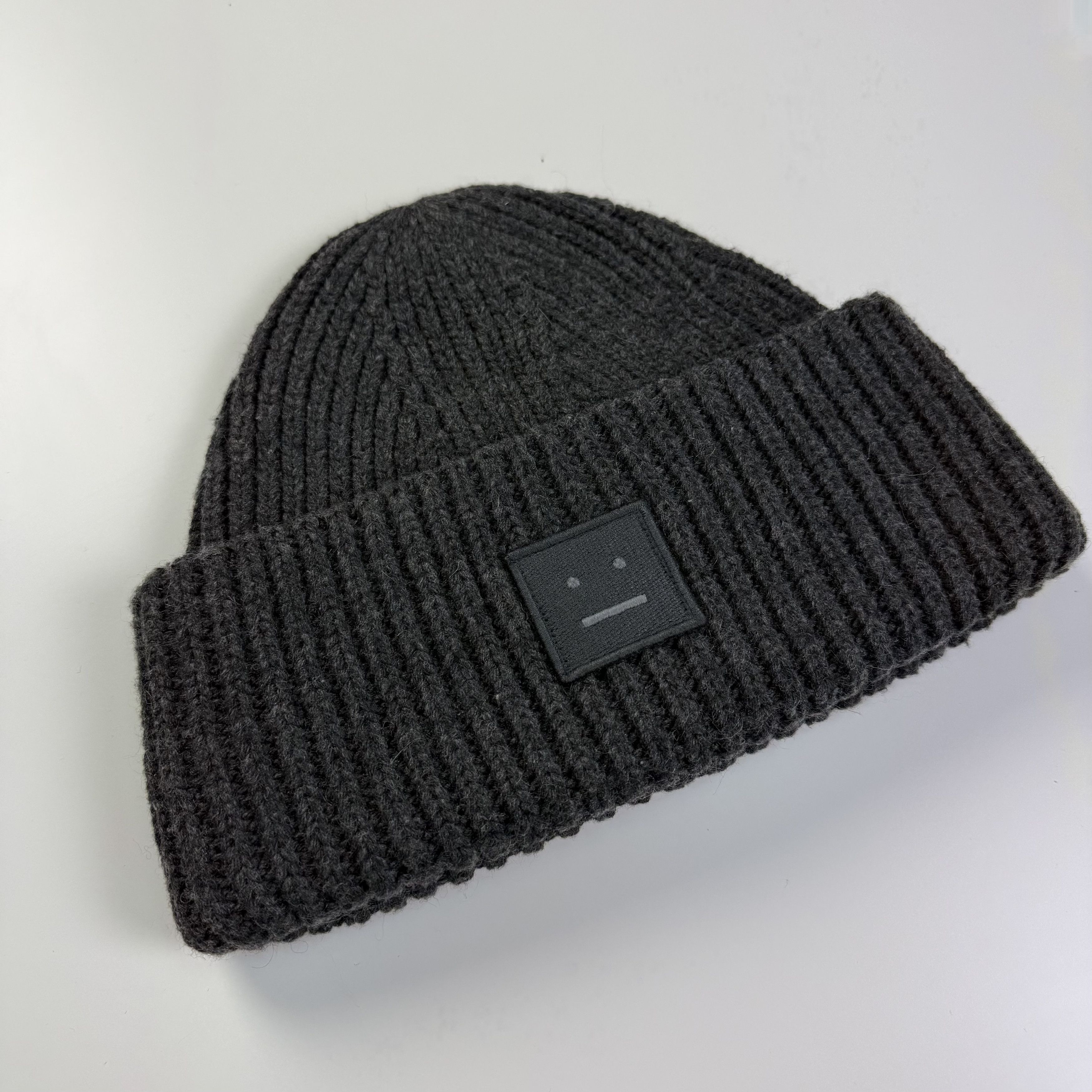 Acne Studios AW16 ACNE STUDIOS PANSY FACE PATCH WINTER WOOL BEANIE HAT Size ONE SIZE - 3 Thumbnail