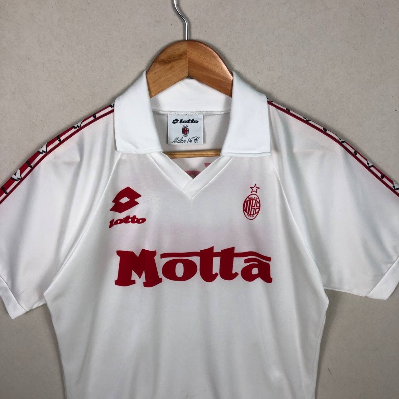 Lotto Sport Vintage 1993-94 AC Milan FIFA Football Kit Training Jersey Size US M / EU 48-50 / 2 - 4 Thumbnail