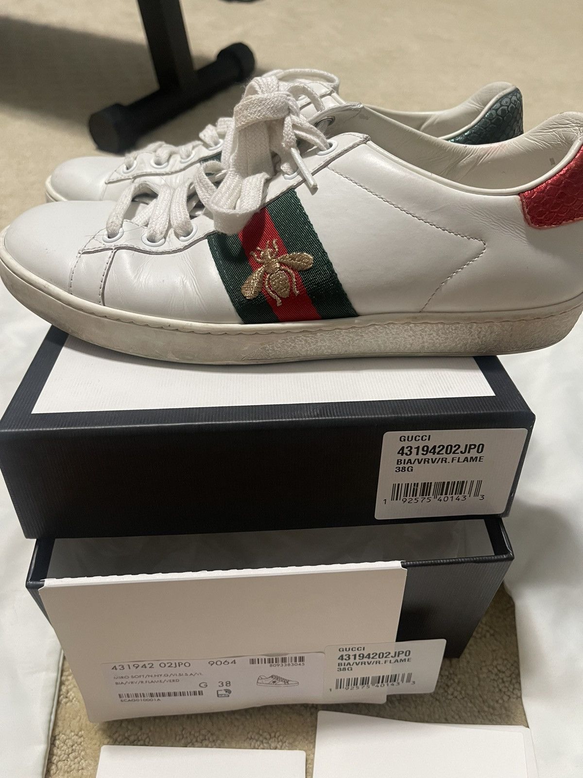 Gucci Ace sneaker with bee Size US 7 / EU 40 - 2 Thumbnail