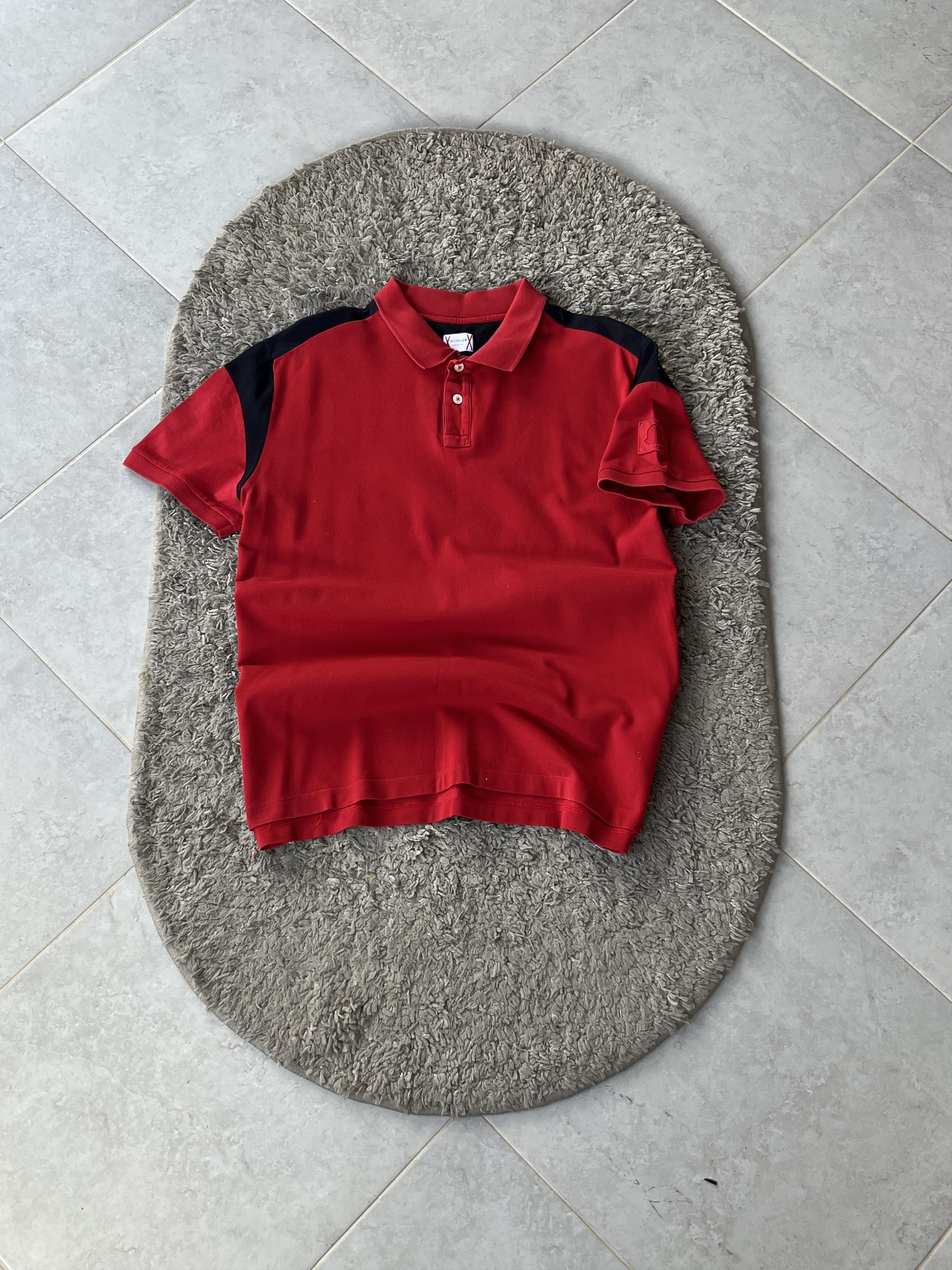 Moncler MONCLER GAMME BLEU Vintage Polo MADE IN ITALY Red/Blue Size US L / EU 52-54 / 3 - 1 Thumbnail