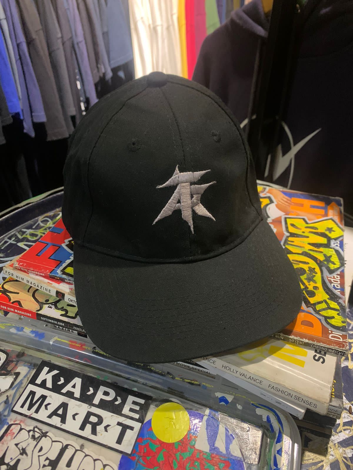 Band Tees × Vintage Vintage 90s Atari Teenage Riot Classic Logo Cap Size ONE SIZE - 1 Thumbnail