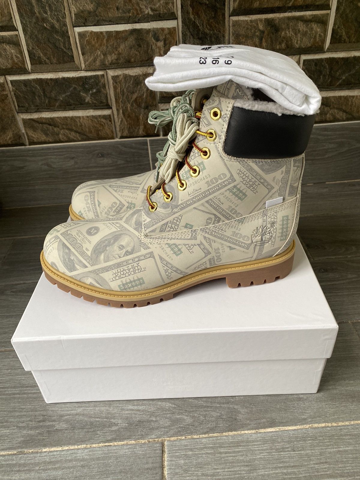 Maison Margiela × Supreme Supreme MM6 Maison Margiela Timberland Money Boot Size 11.5 Size US 11.5 / EU 44-45 - 2 Thumbnail