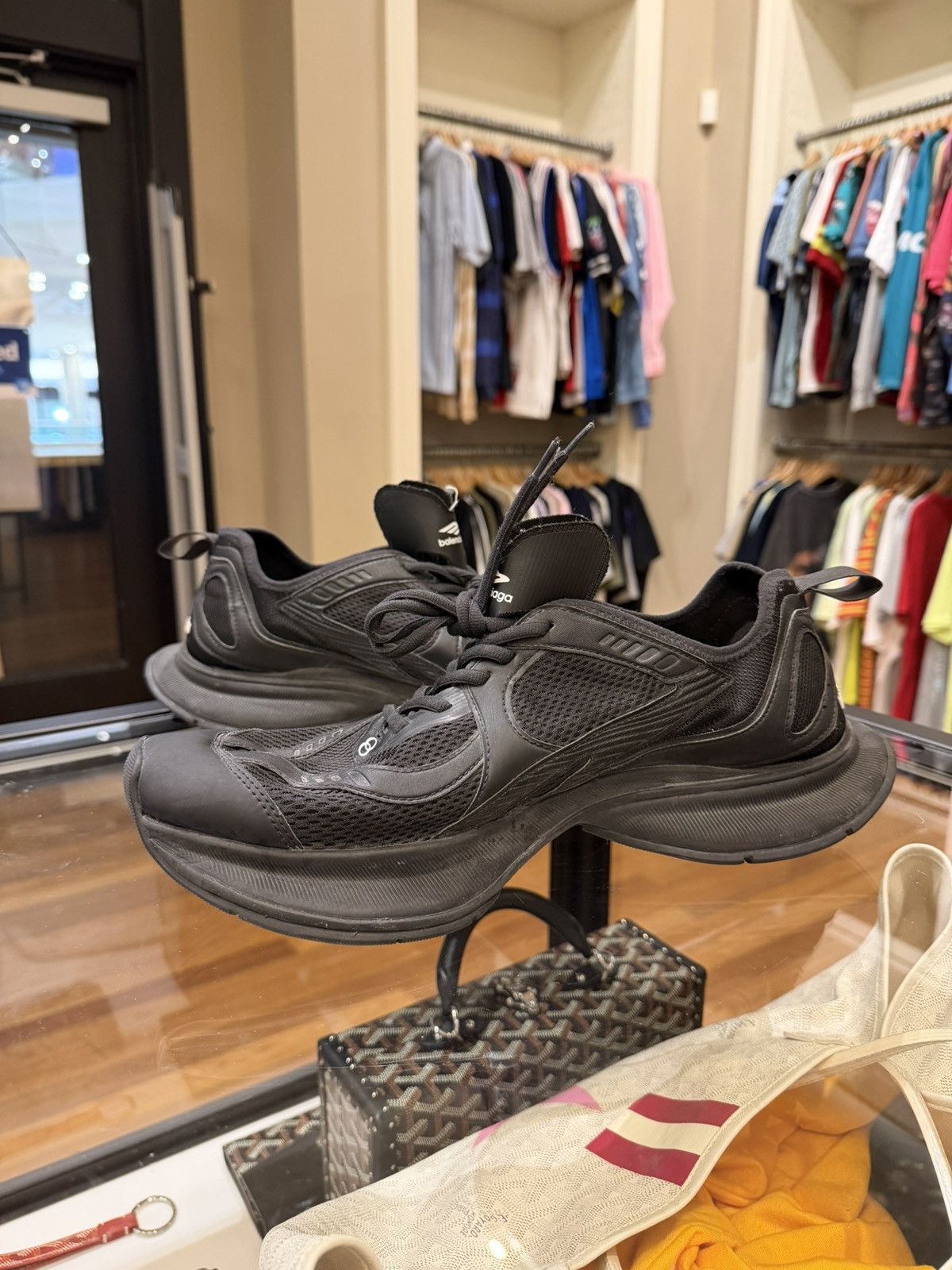 Balenciaga Balenciaga Circuit Worn Out Sneaker - Black Size US 12 / EU 45 - 3 Thumbnail
