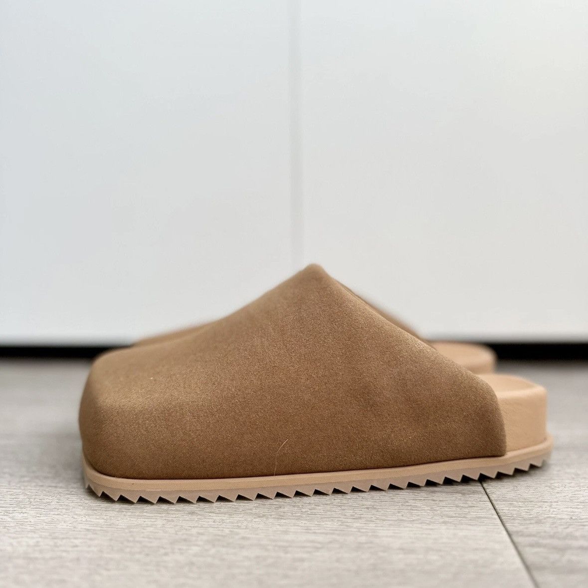 YUME YUME Yume Yume Truck Slide Vegan Suede Sandals Size US 6.5 / IT 36.5 - 6 Thumbnail